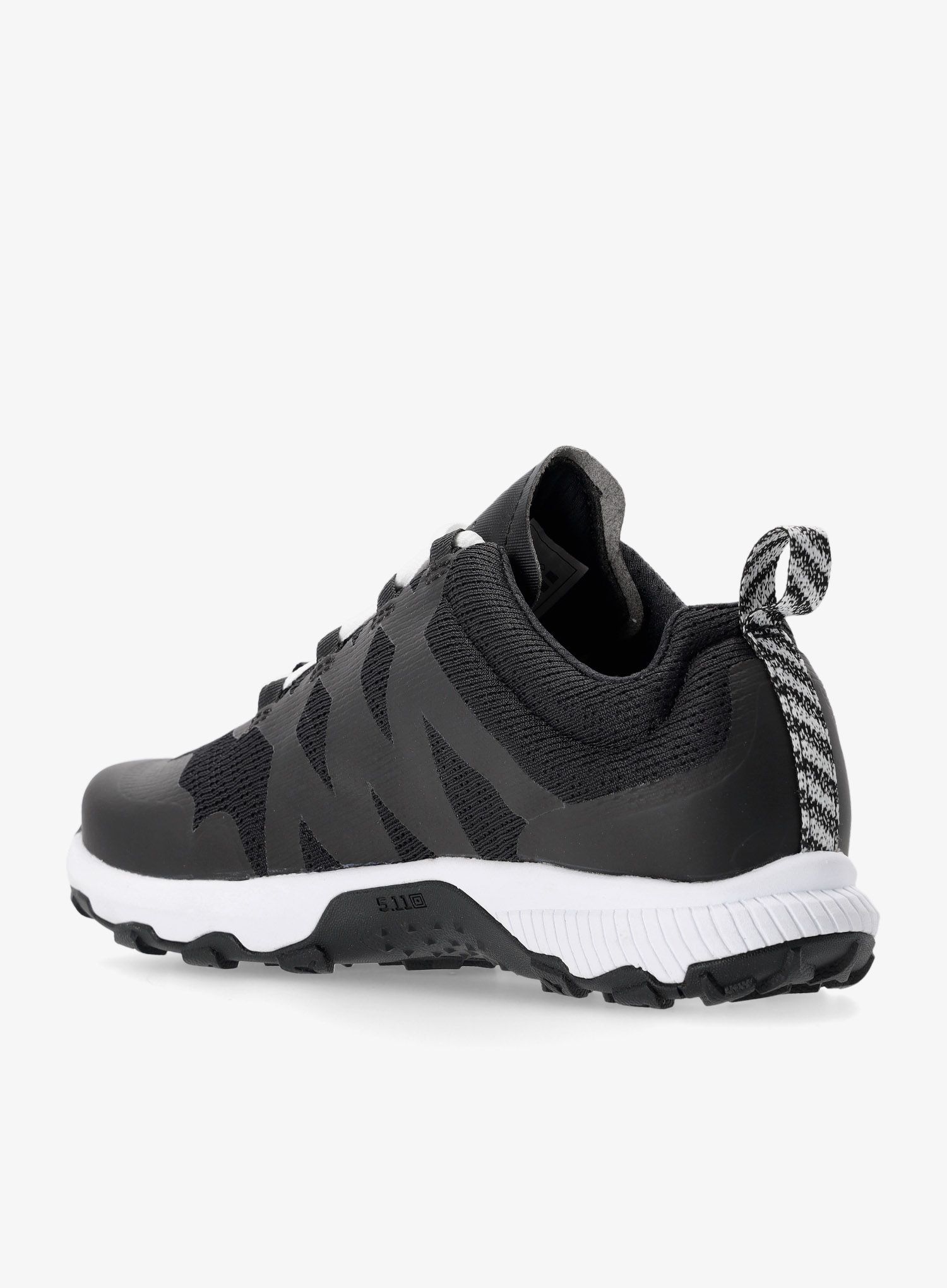 Кросівки для тренувань 5.11 Tactical A/T Trainer - black/white