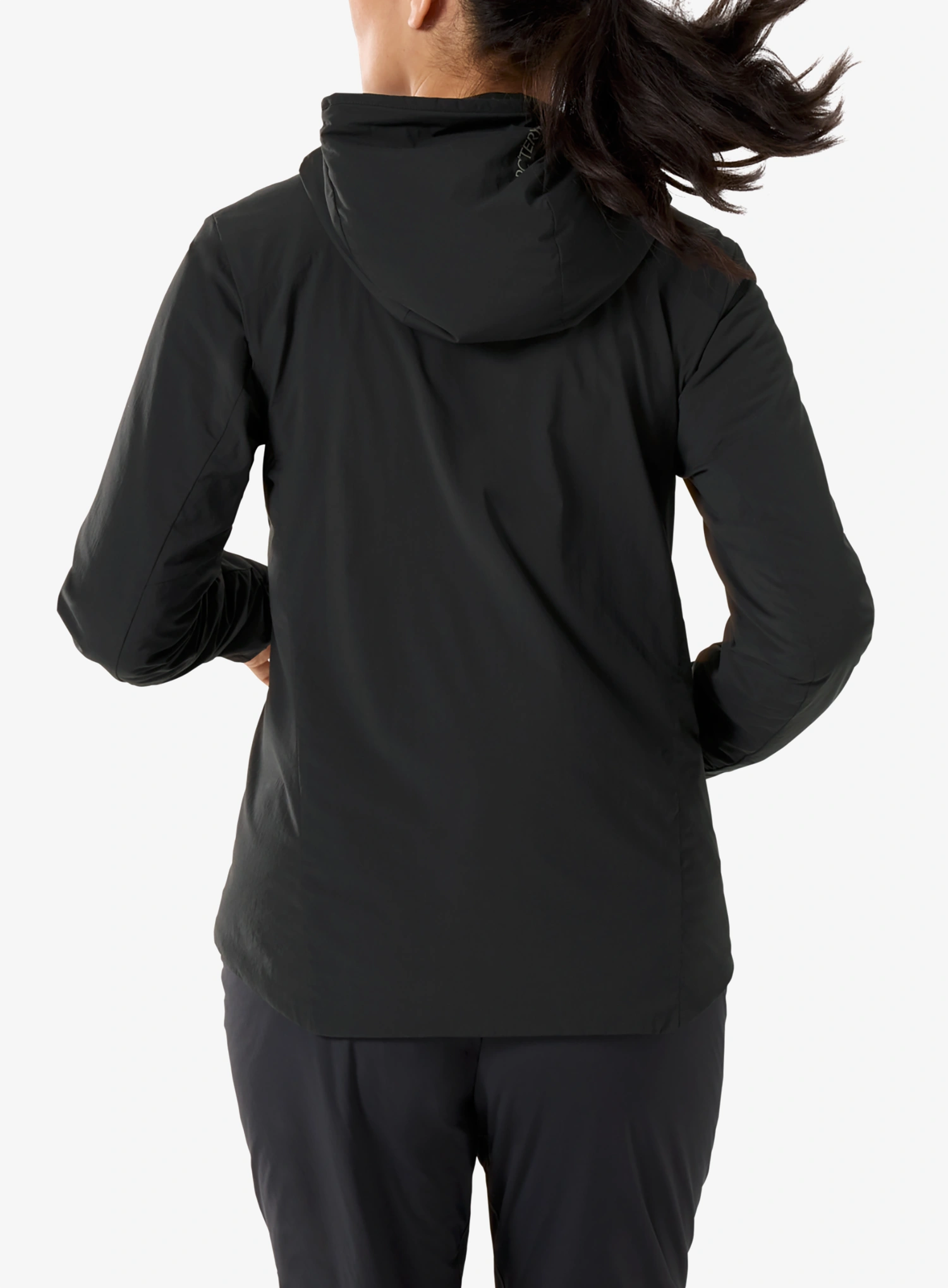 Куртка для бігу жіноча Arcteryx Norvan Insulated Hoody - black/black