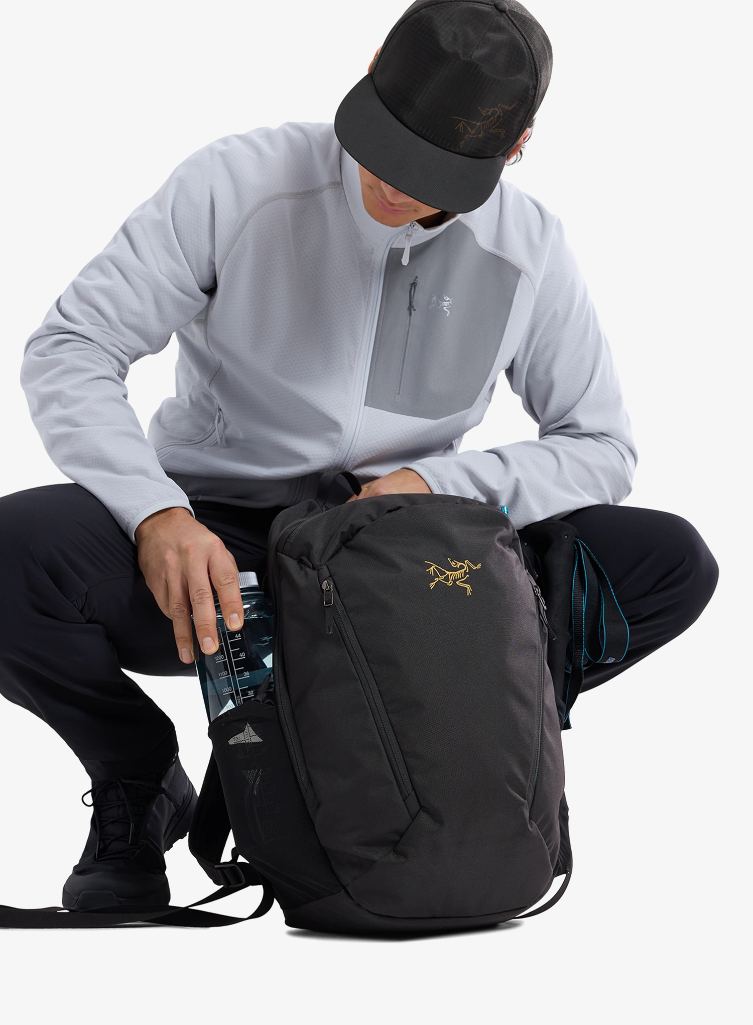 Рюкзак Arcteryx Mantis 26 Backpack - black/black | 8a.ua