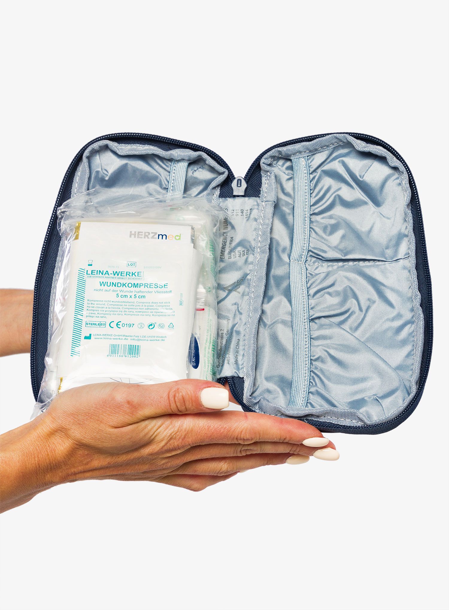 Аптечка ABS A.Ssure First Aid Kit - multicolor
