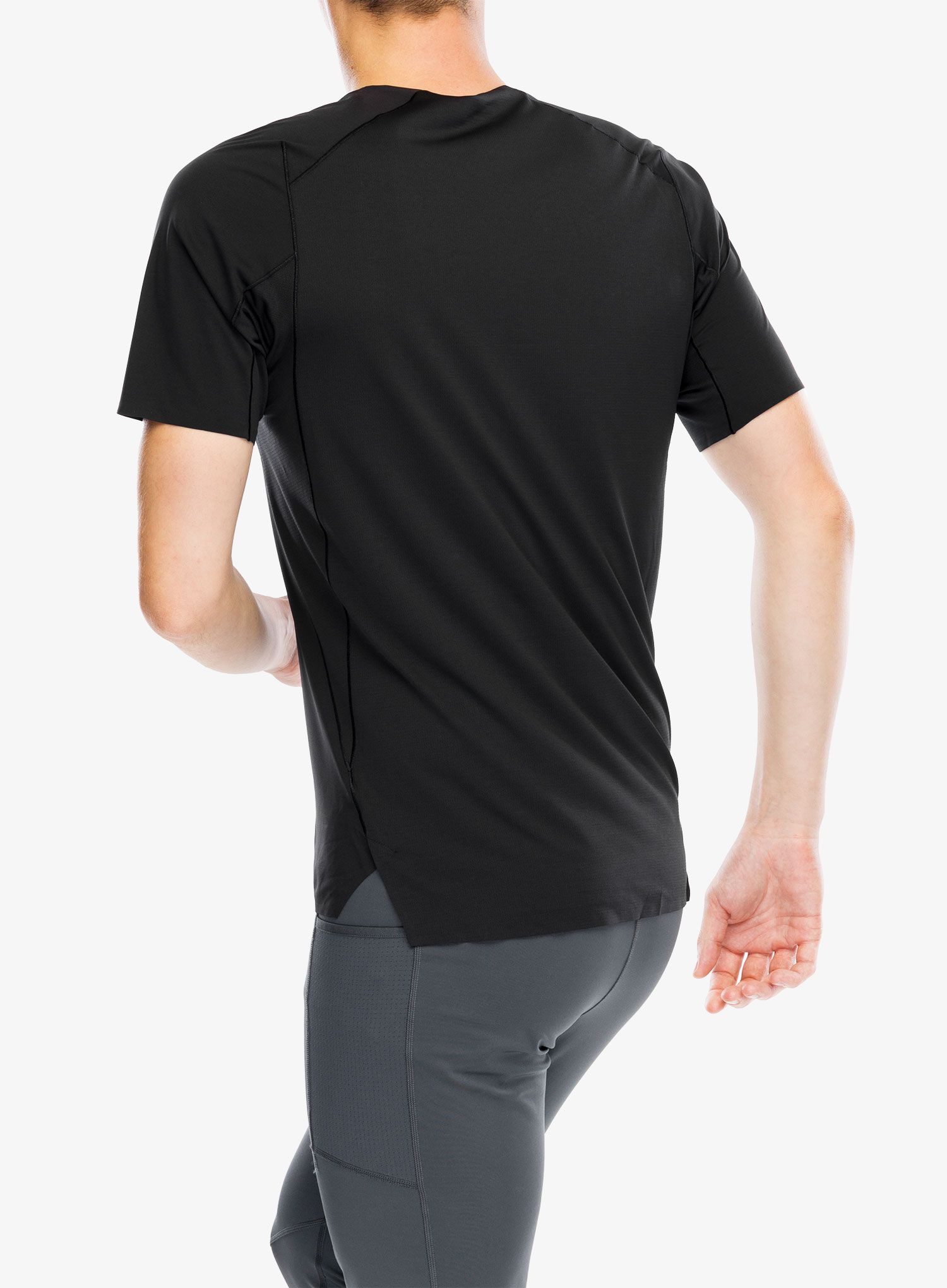 Футболка для бігу Arcteryx Norvan Downword Logo Shirt SS - black