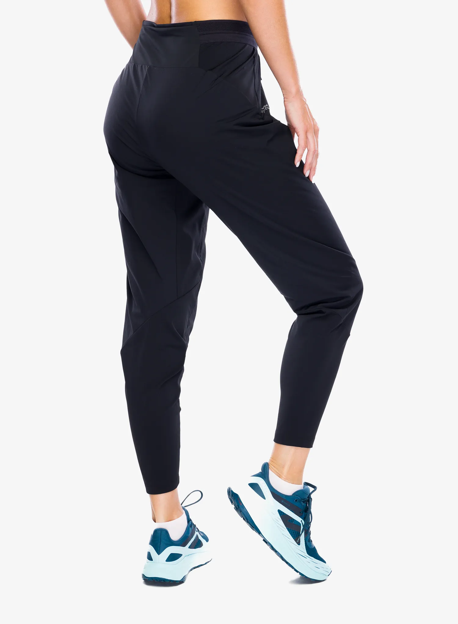 Штани для бігу жіночі Arcteryx Norvan Insulated Pant - black