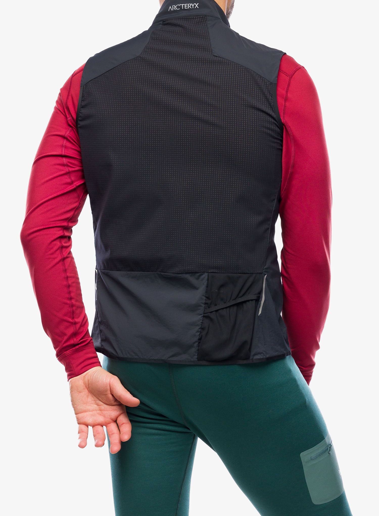 Жилет Arcteryx Norvan Insulated Vest - black