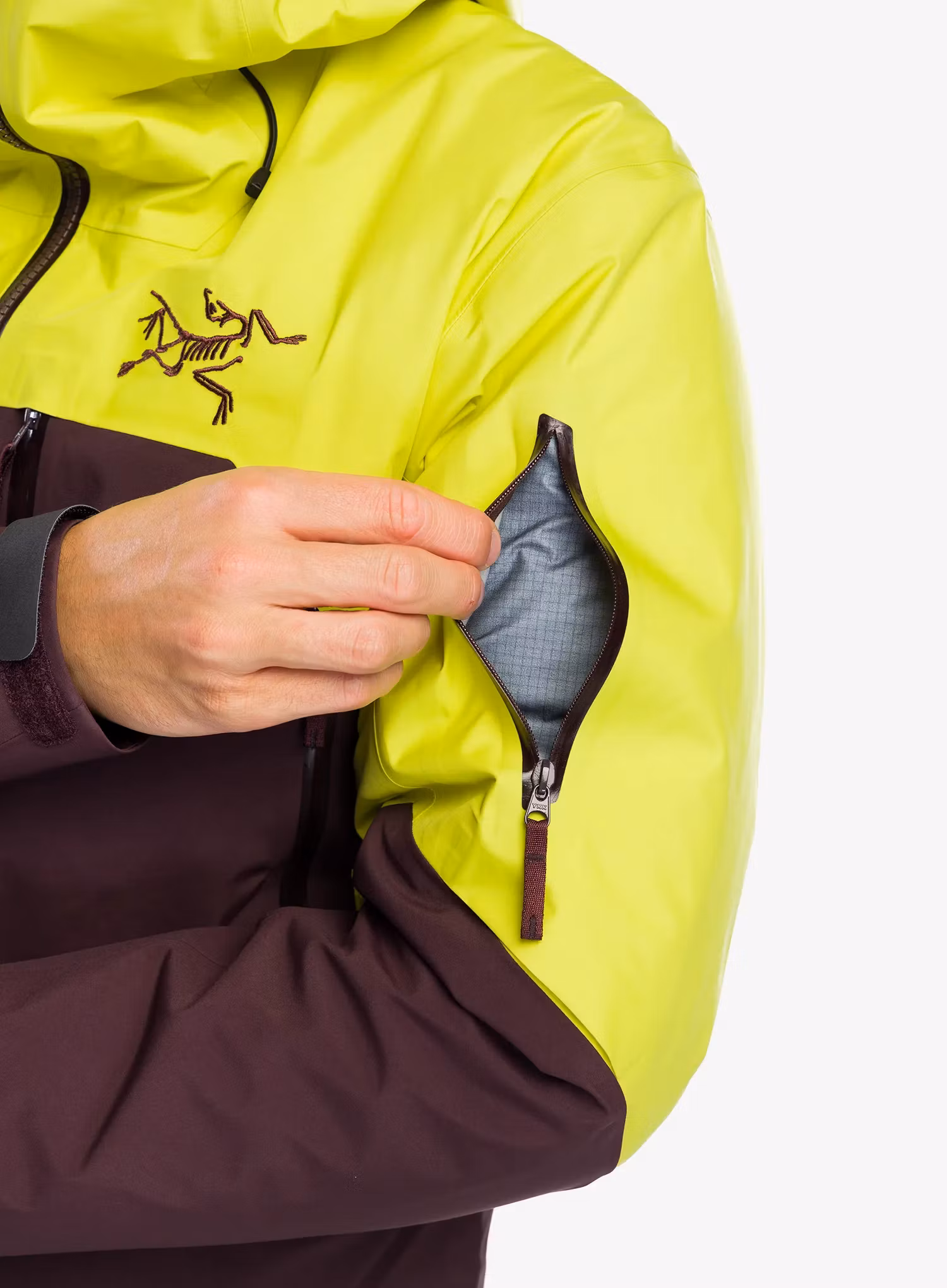 Куртка GORE-TEX Arcteryx Rush Jacket - euphoria/phantasm