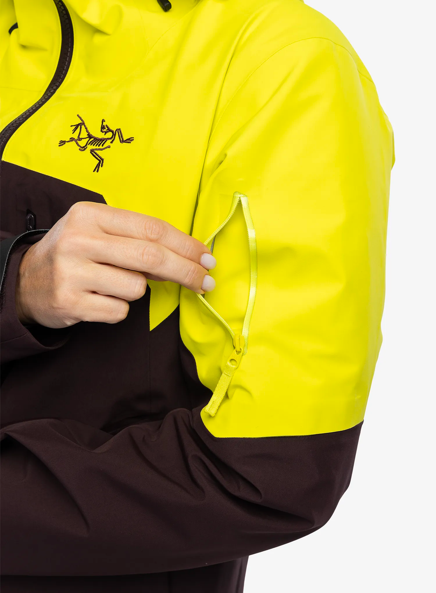 Куртка жіноча GORE-TEX Arcteryx Rush Jacket - euphoria/phantasm