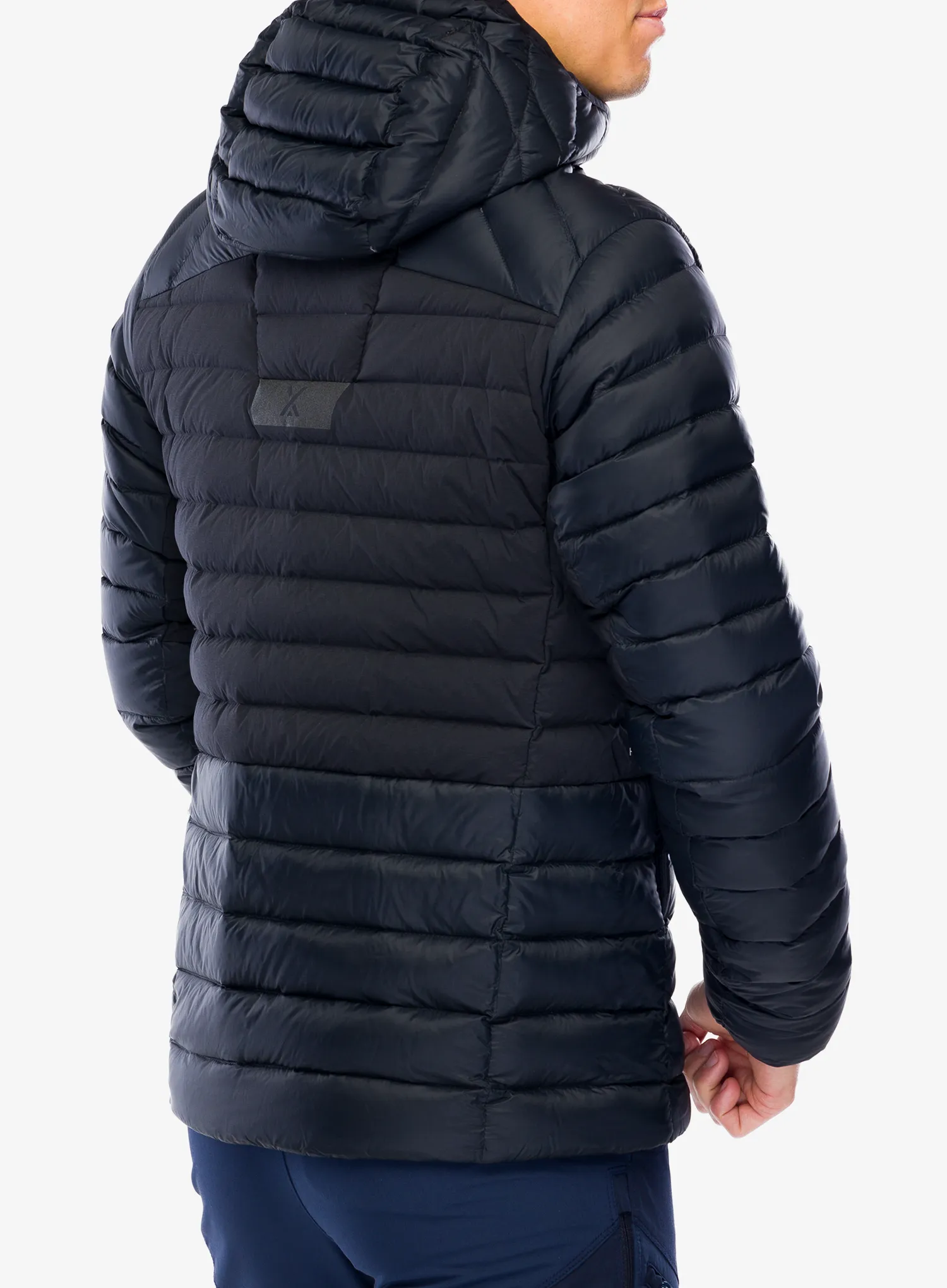 Пуховик Berghaus MTN Seeker MW Down Hoody - black/black