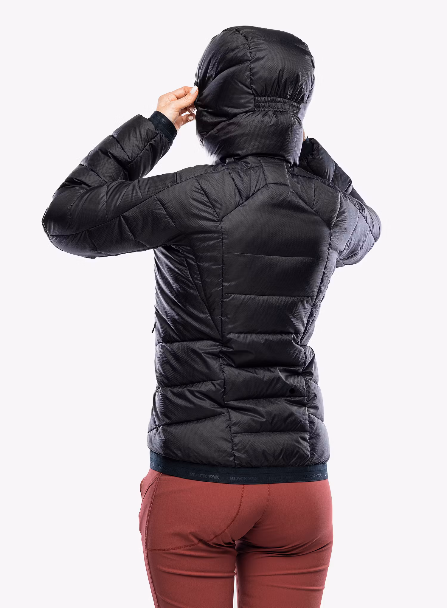 Пуховик жіноча BlackYak Niata Jacket - black beauty