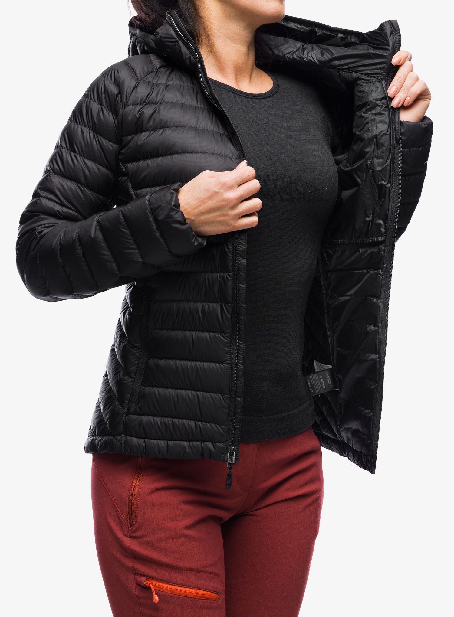 Пуховик жіноча Black Diamond Approach Down Hoody - black/black