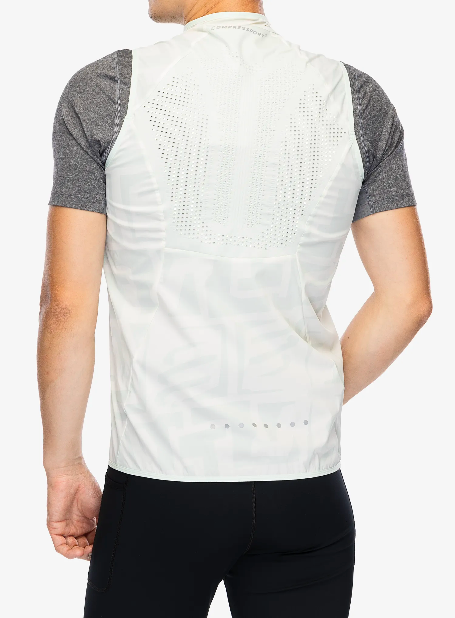 Жилет Compressport Hurricane Windproof Vest M - sugar/ice print