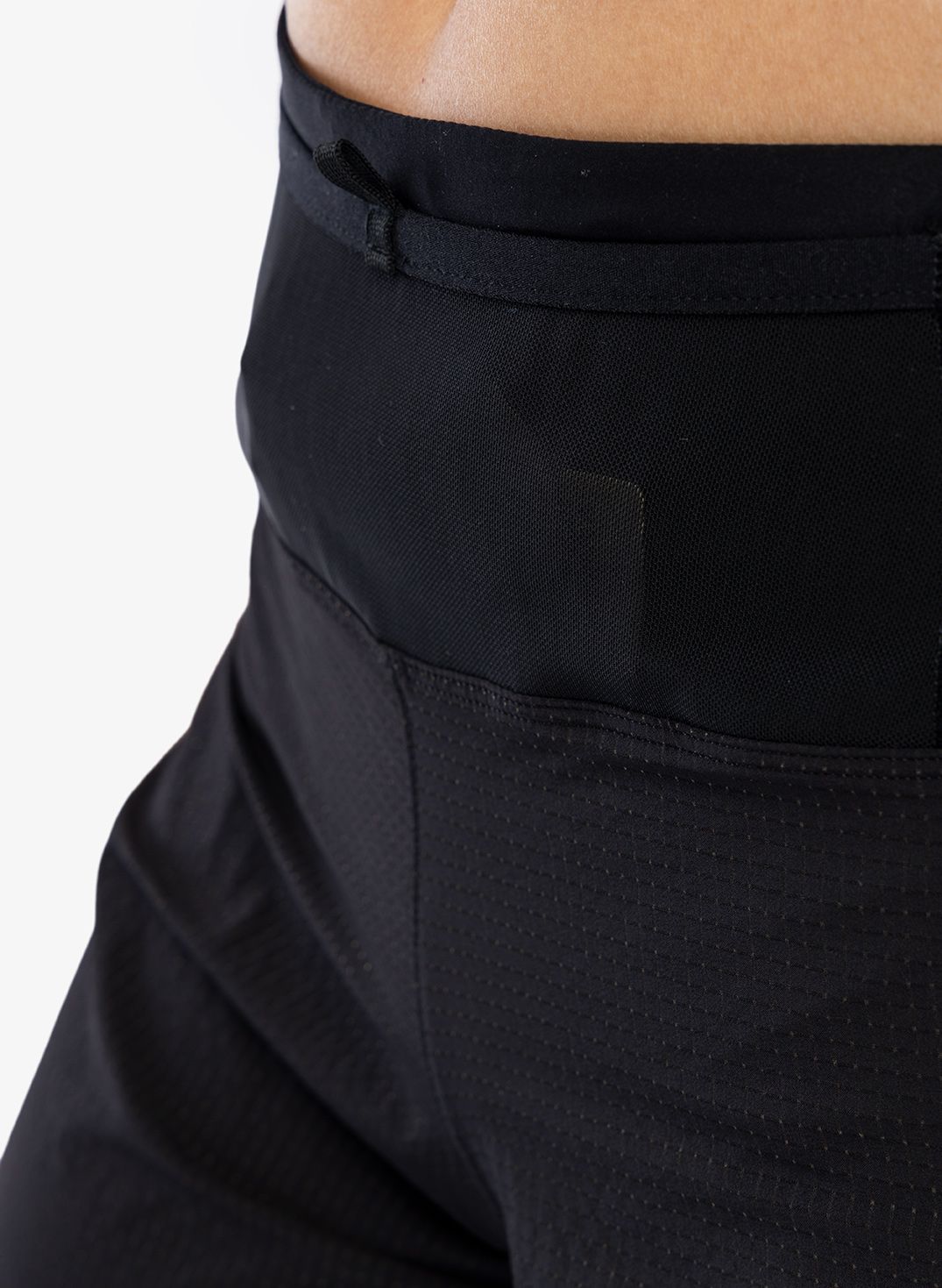 Шорти для бігу жіночі Compressport Trail Racing Short - black