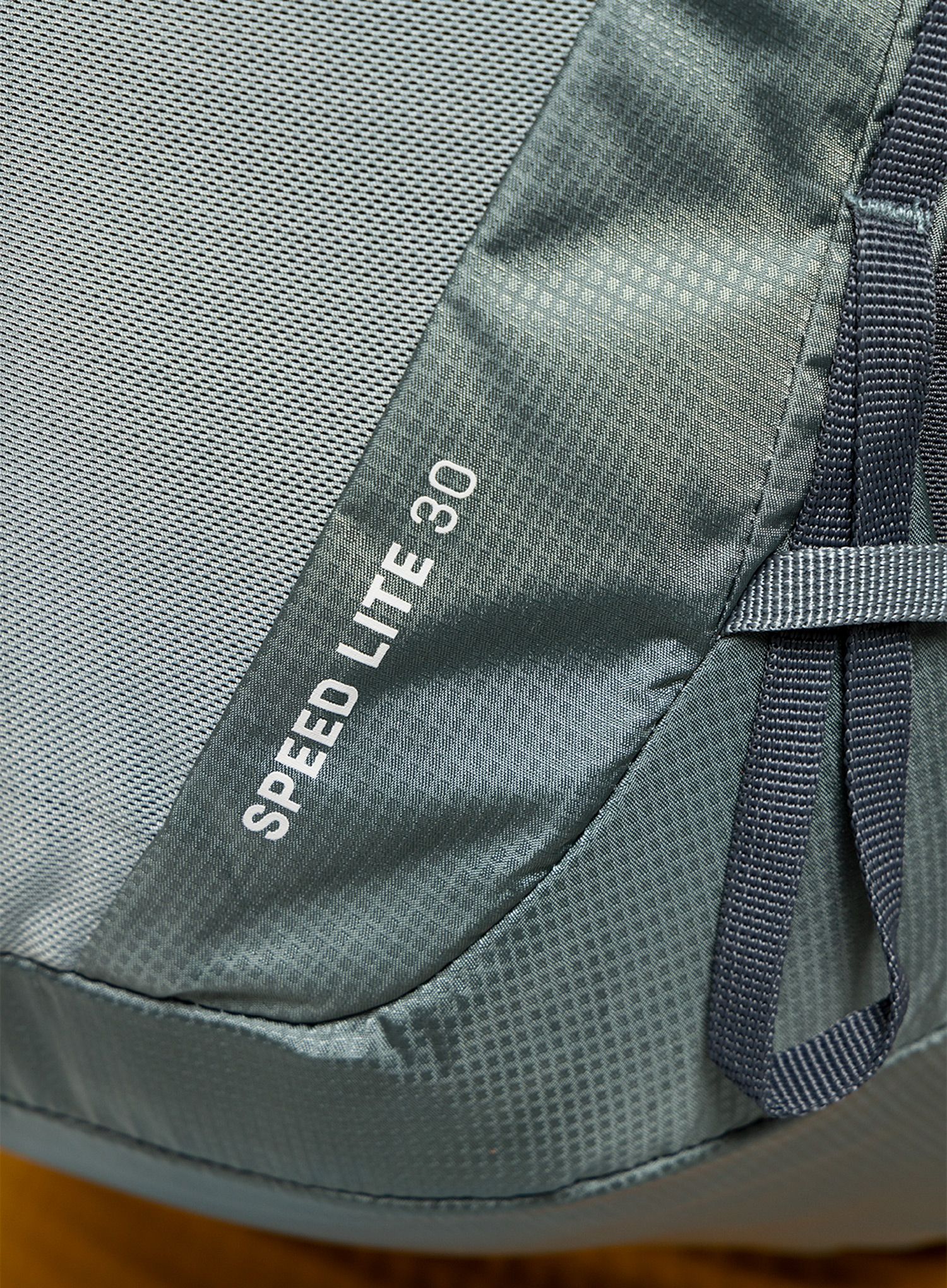 Рюкзак туристичний Deuter Speed Lite 30 - graphite/shale