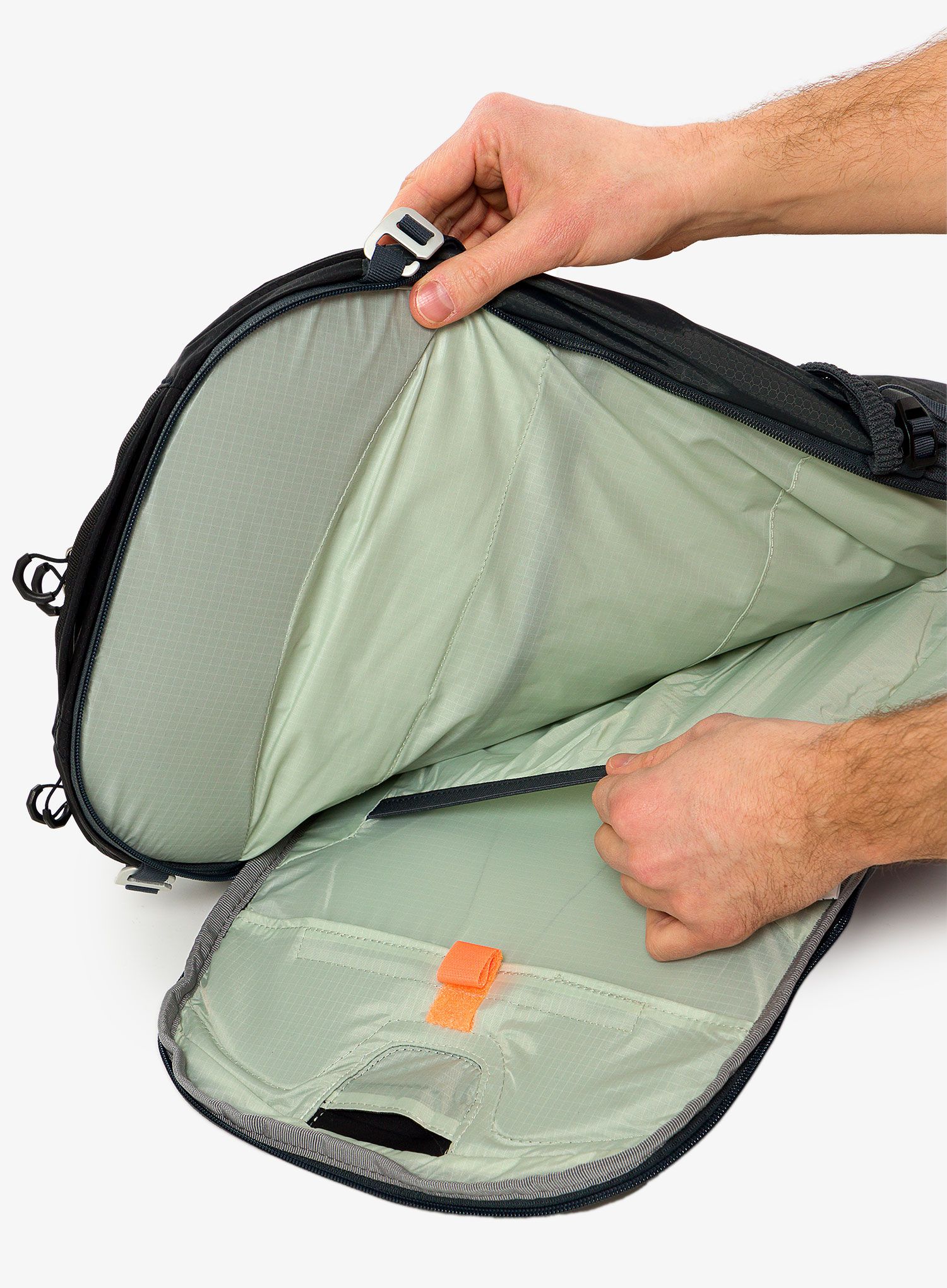 Велорюкзак Deuter Trans Alpine Pro 28 - black/graphite