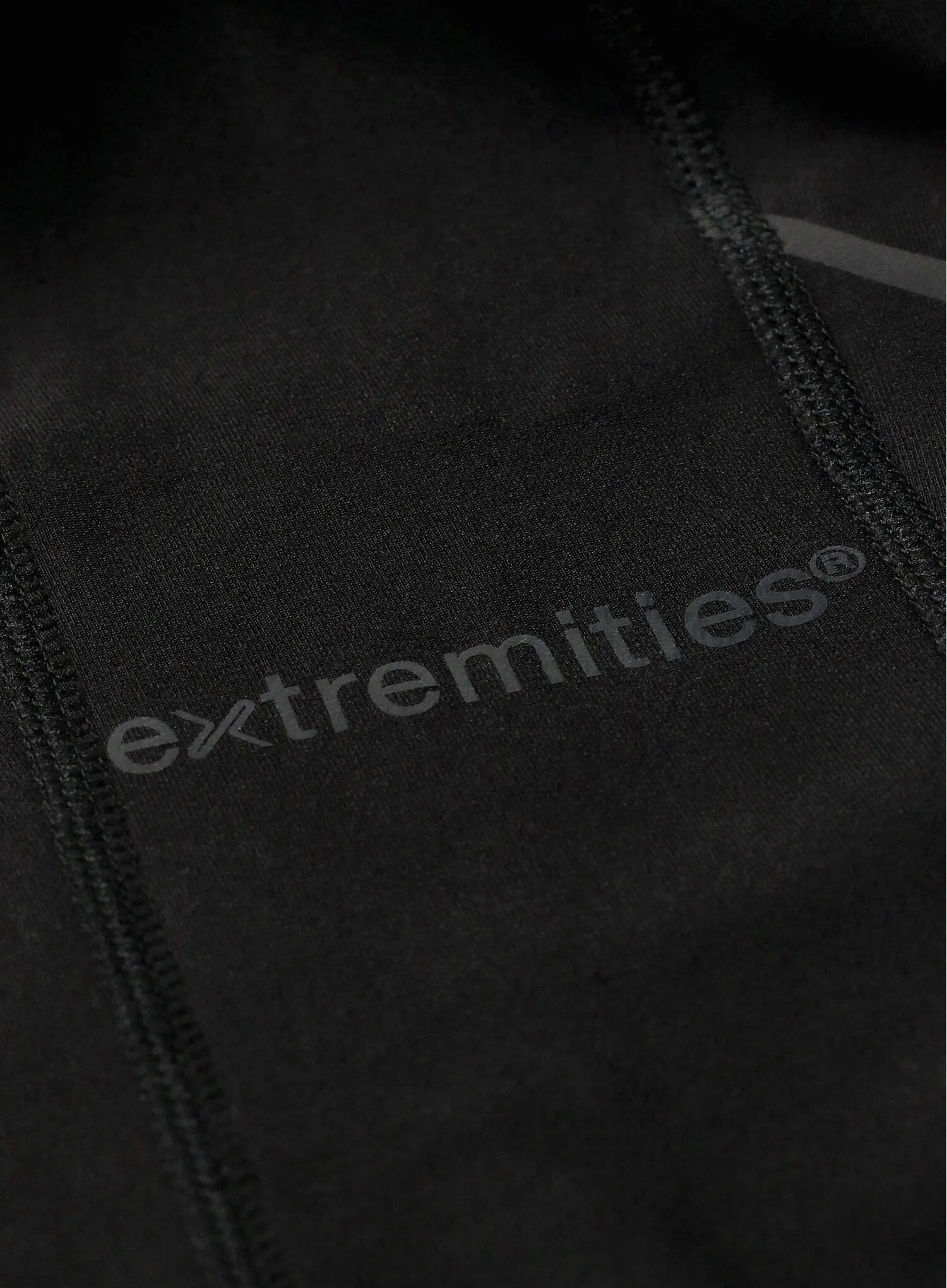 Балаклава Extremities Maze Runner Balaclava - black/holographic