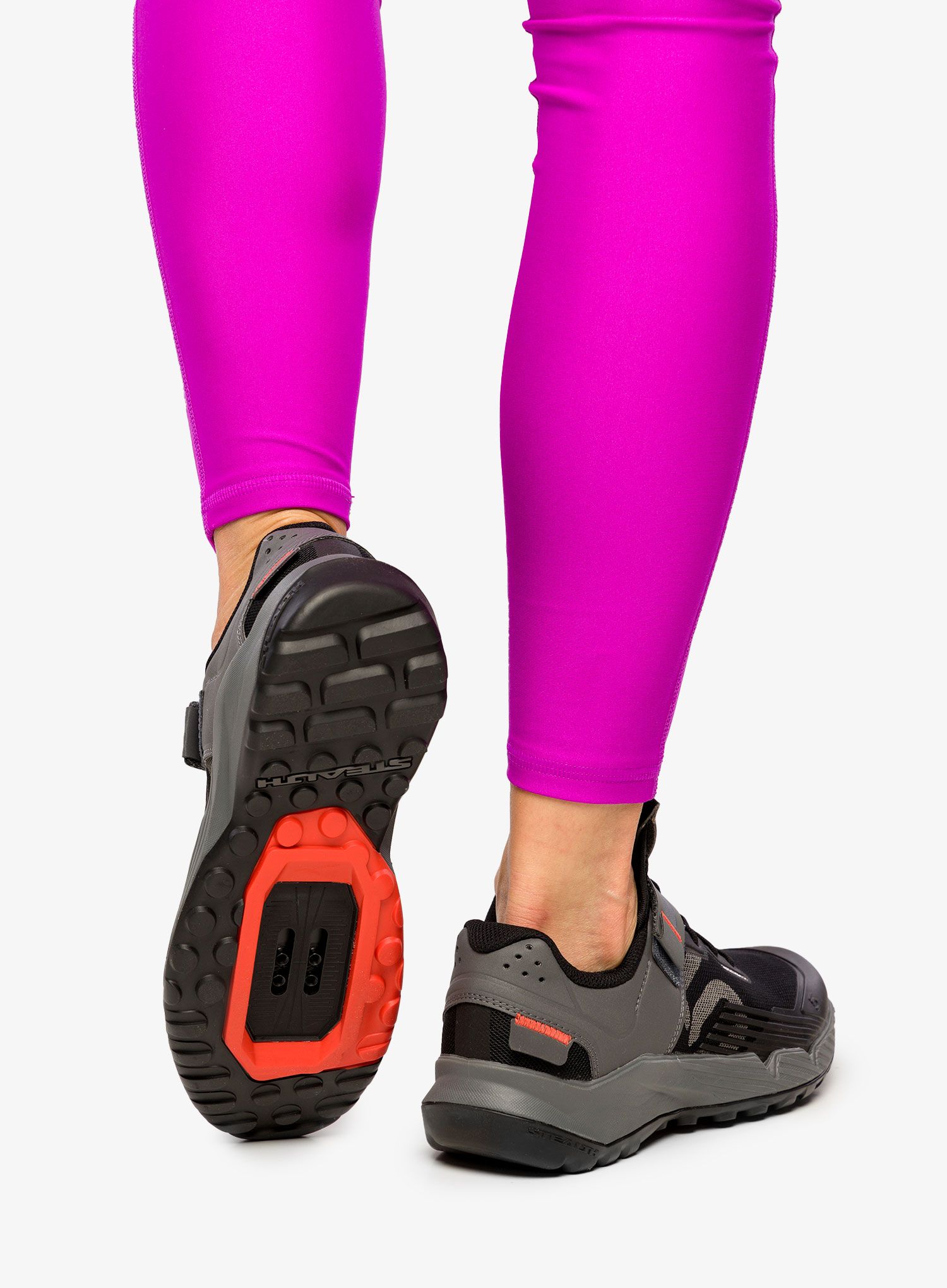 Черевики жіночі Five Ten Trailcross Clip-in - core black/grey three/red