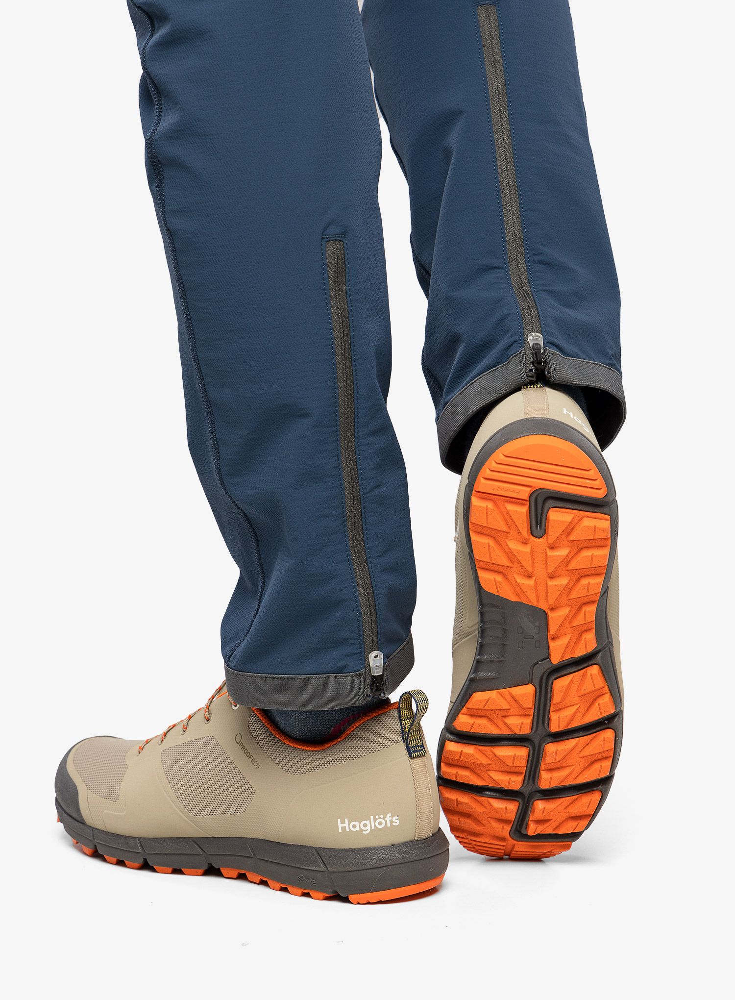 Черевики туристичні жіночі Haglofs L.I.M FH Low - sand/magnetite