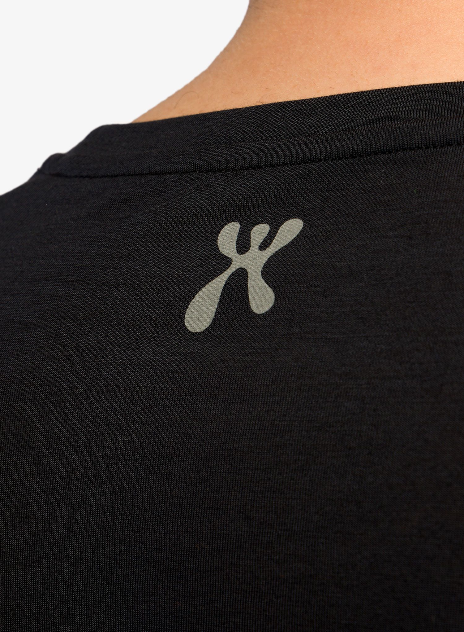 Футболка Houdini Tree Message Tee - true black/reconnect