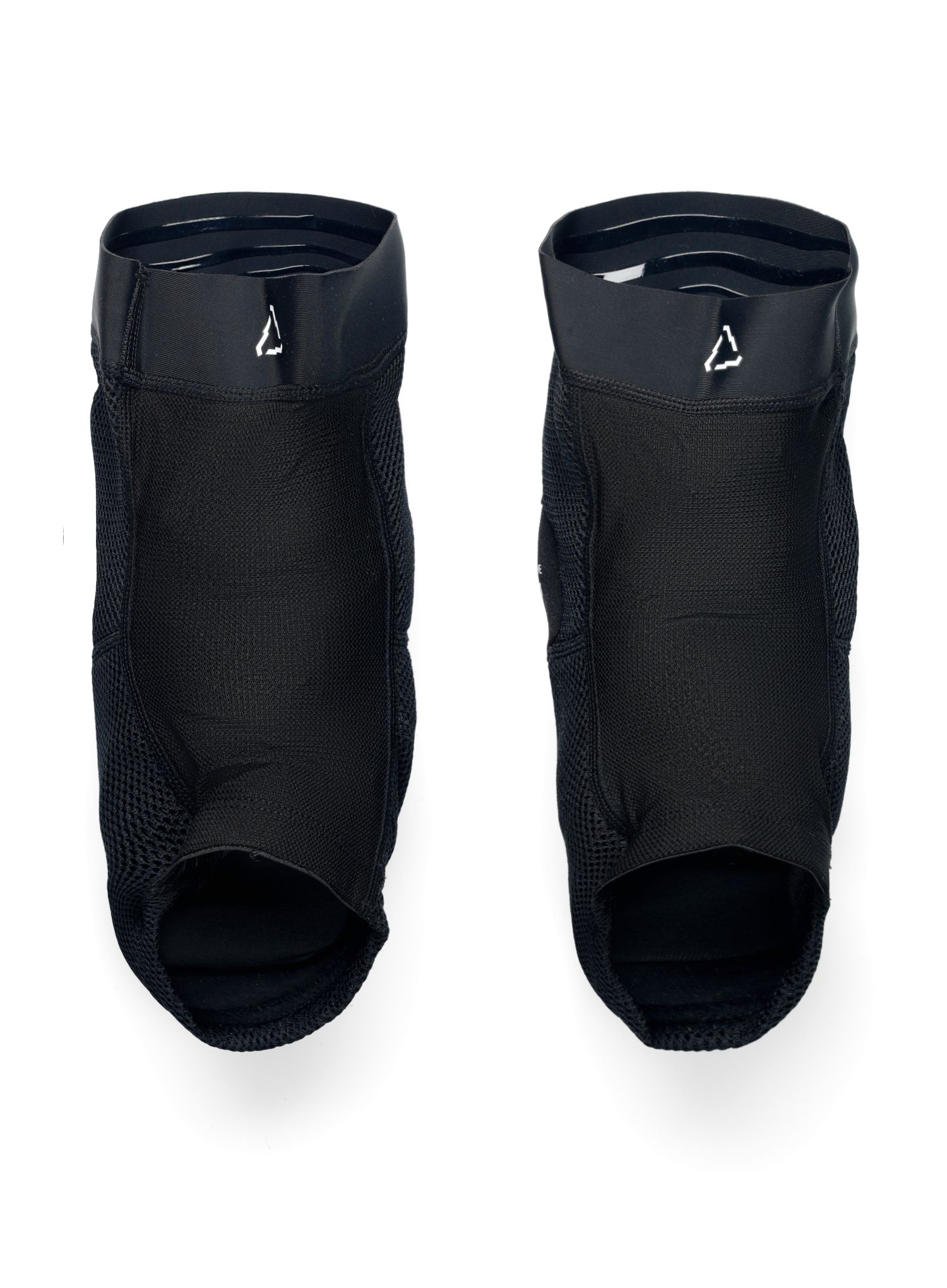 Захист велосипедний ION Pads K-Sleeve - black