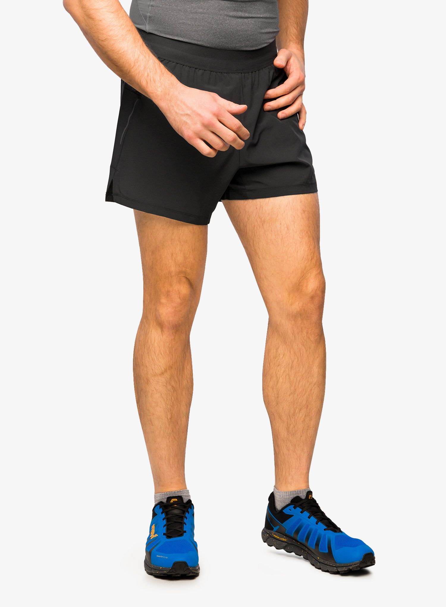 Шорти для бігу Inov-8 Race Elite 5 Short - black