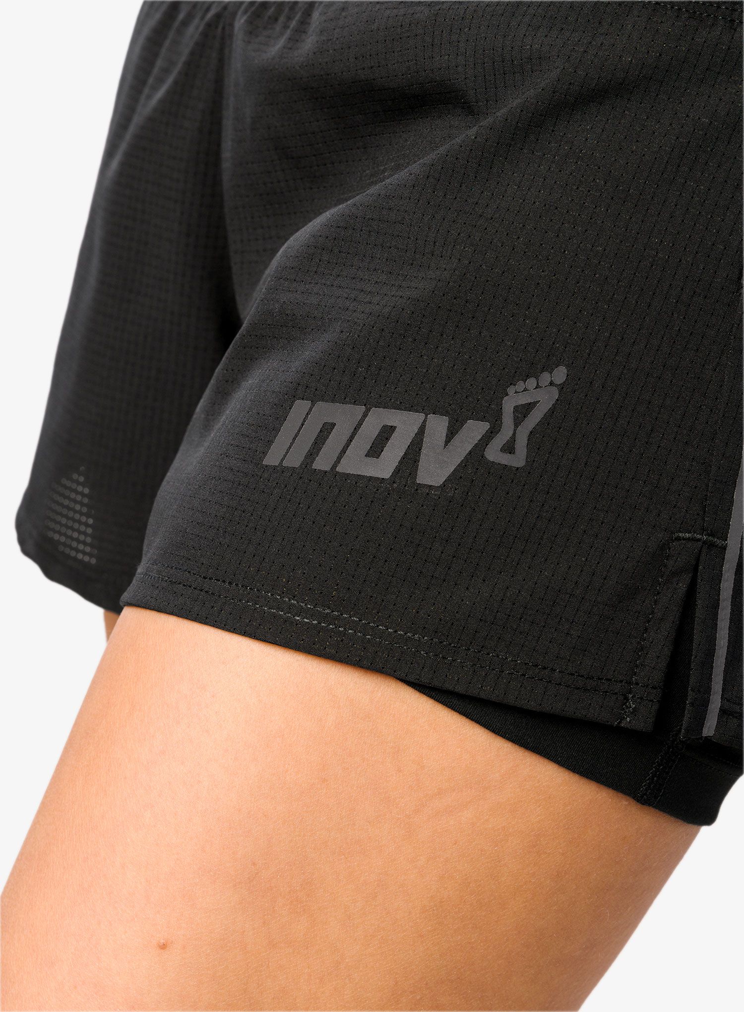 Шорти для бігу жіночі Inov-8 Trailfly Ultra 3 2in1 Short - black