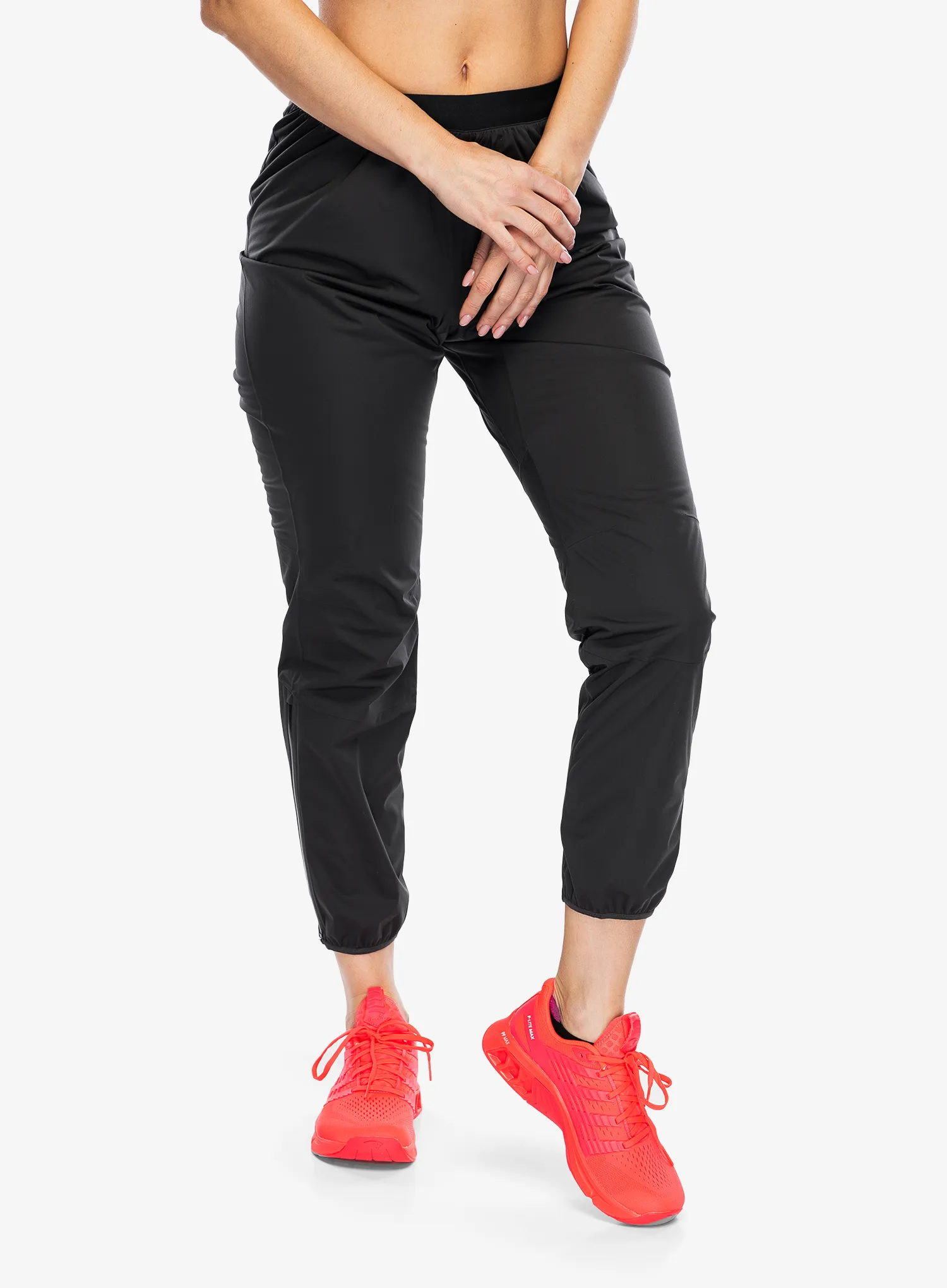 Штани для бігу жіночі Inov-8 Trailpant - black/black