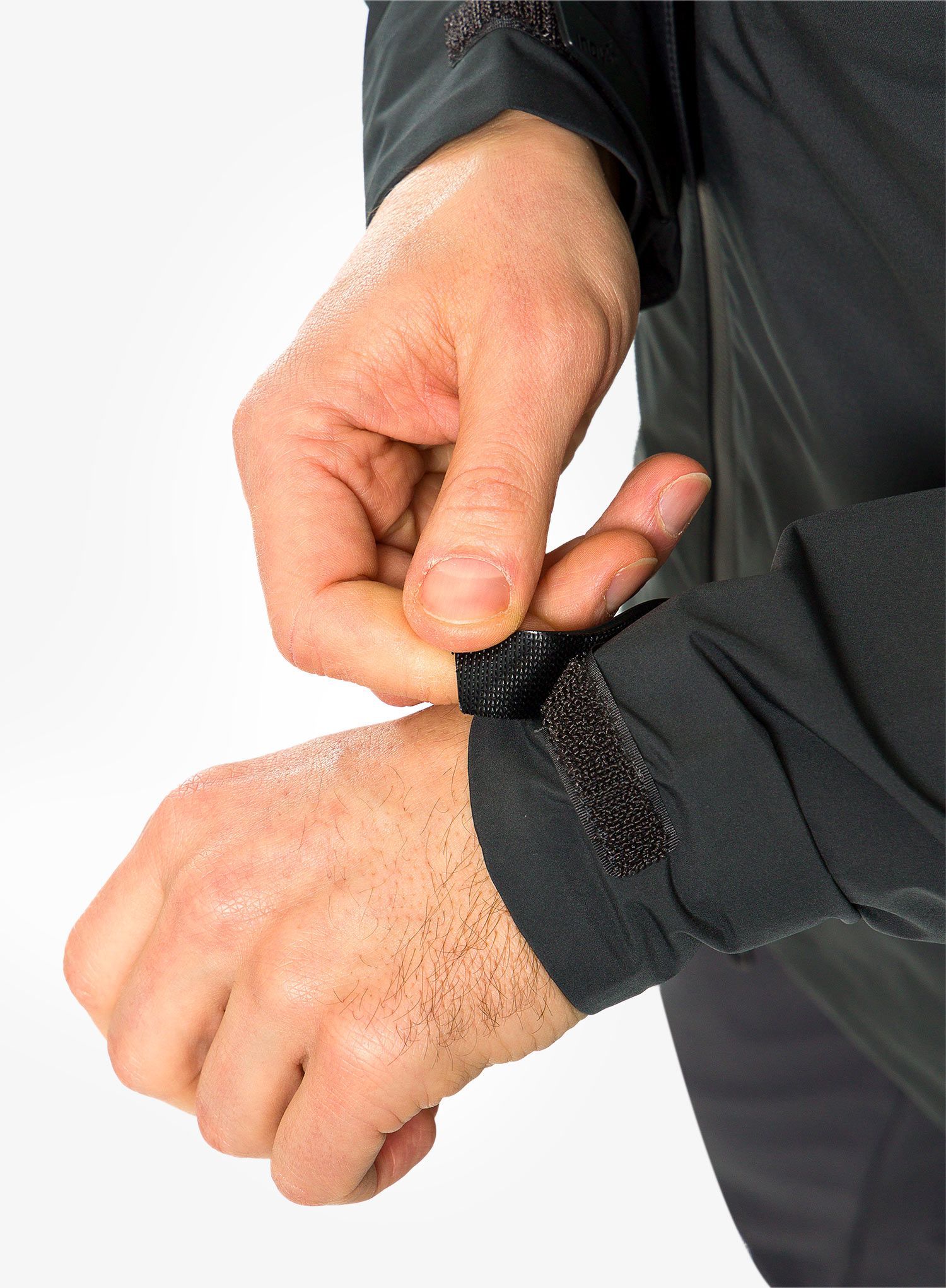 Куртка для бігу Inov-8 Venturelite Jacket FZ - black graphite
