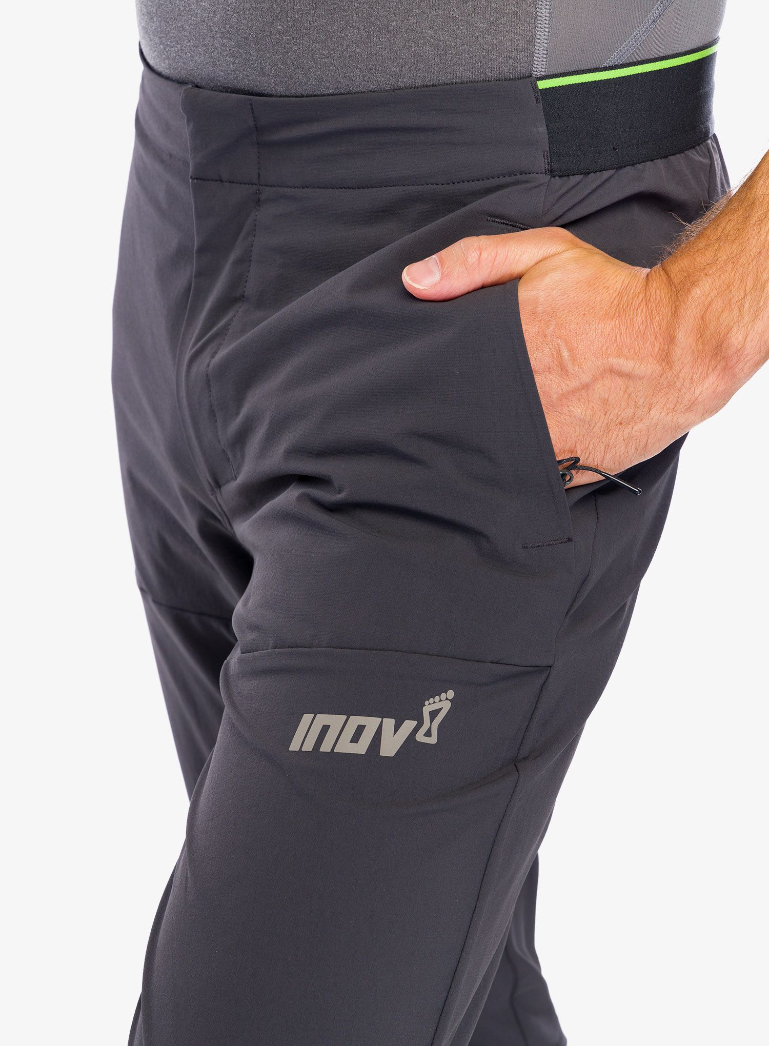 Штани туристичні Inov-8 Venturelite Pant - black graphite