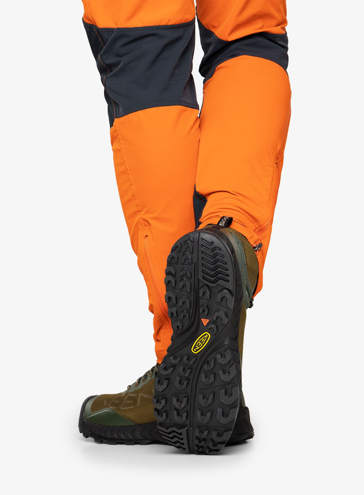Черевики туристичні Keen Nxis Evo Mid WP - forest/olive