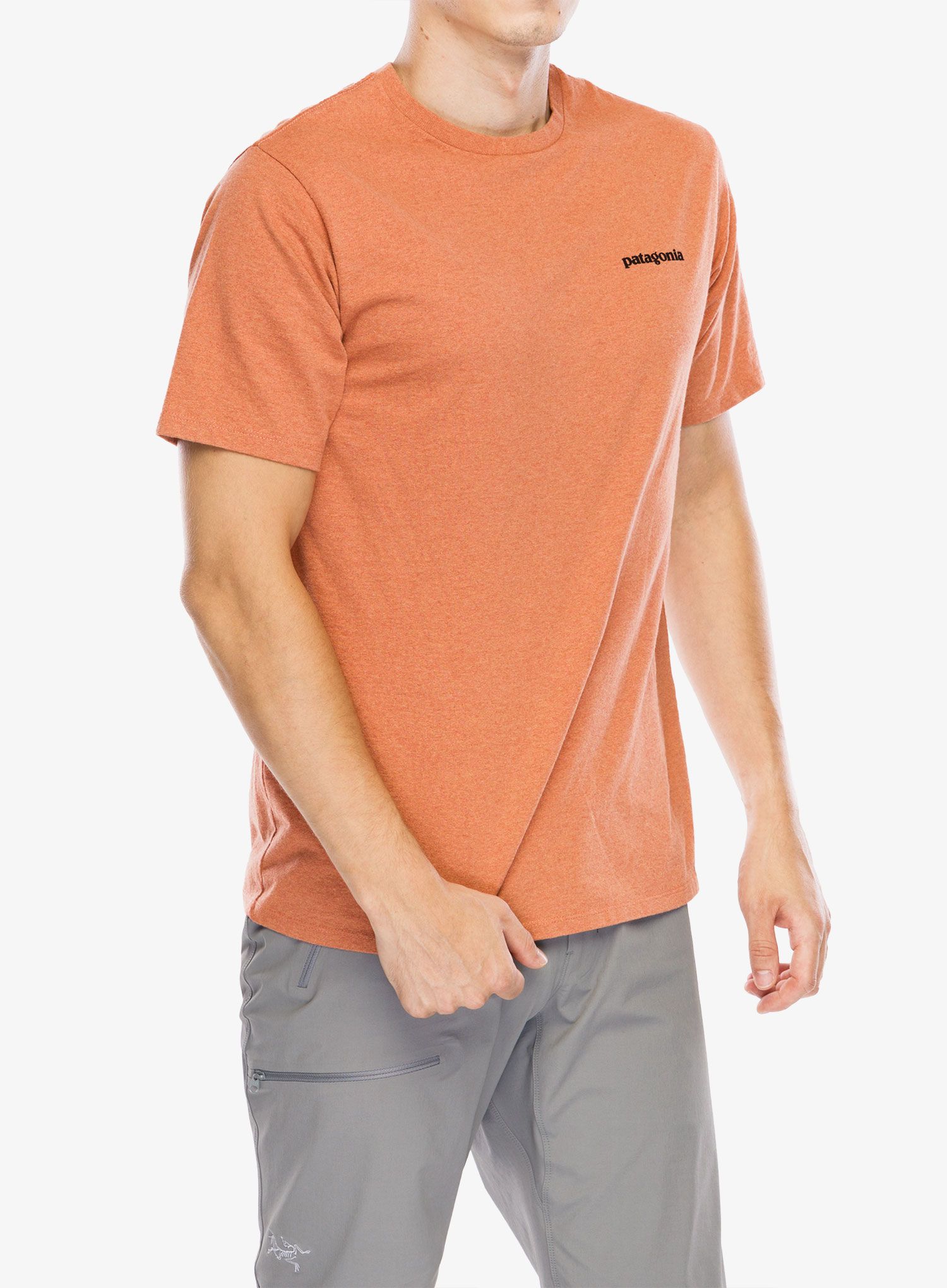 Футболка бавовняна Patagonia P-6 Logo Responsibili-Tee - redtail rust