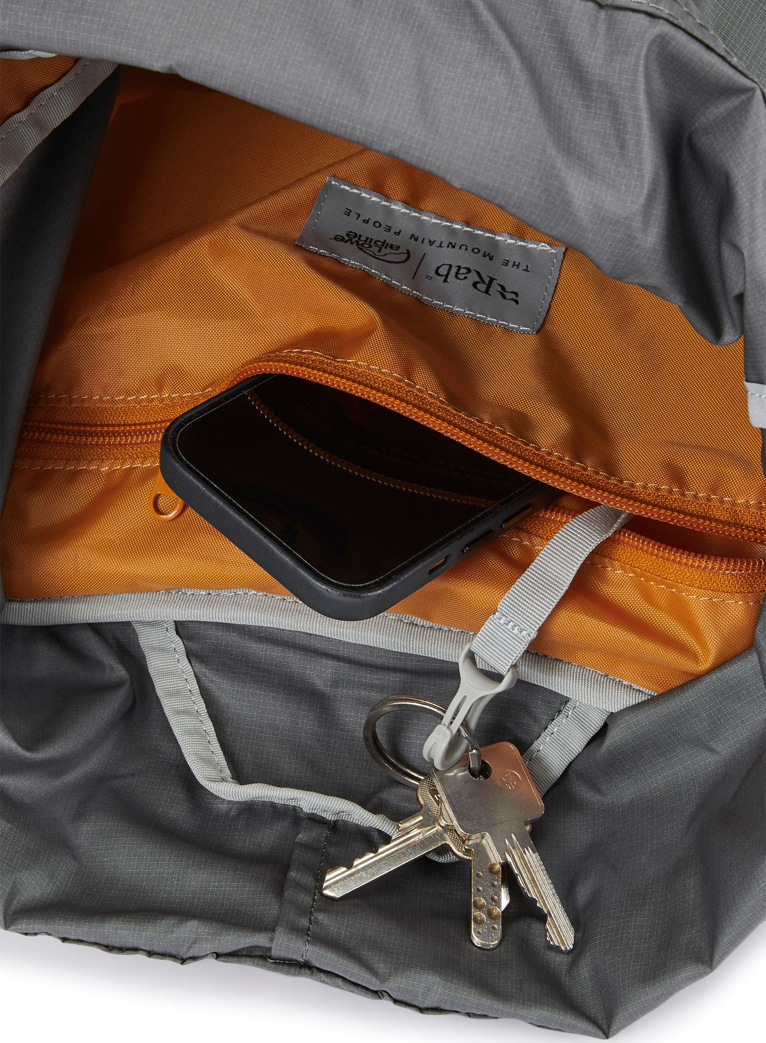 Рюкзак з вентиляцією спини Lowe Alpine AirZone Ultra 26 - graphene