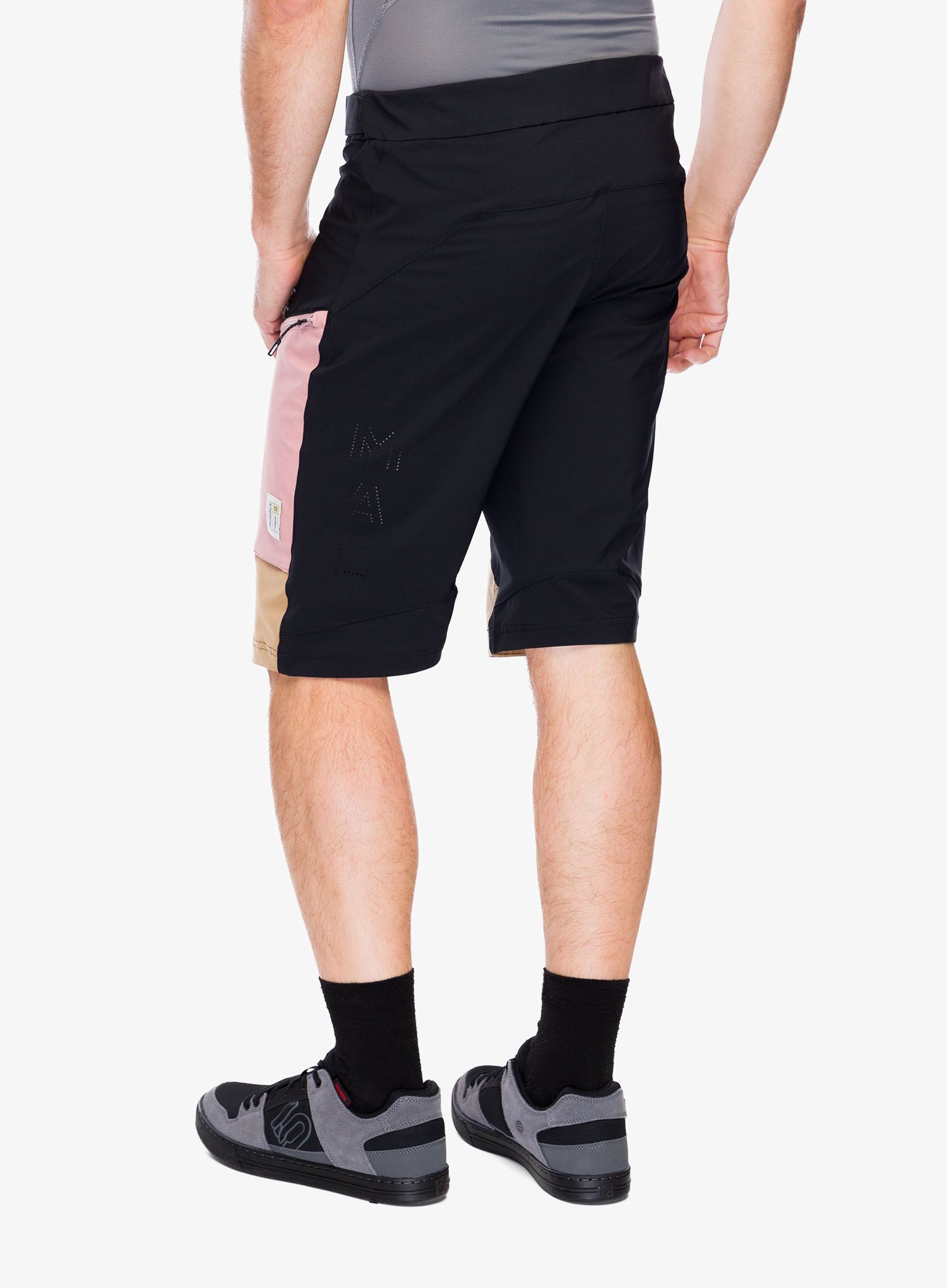 Шорти ендуро Maloja Torre - deep black multi