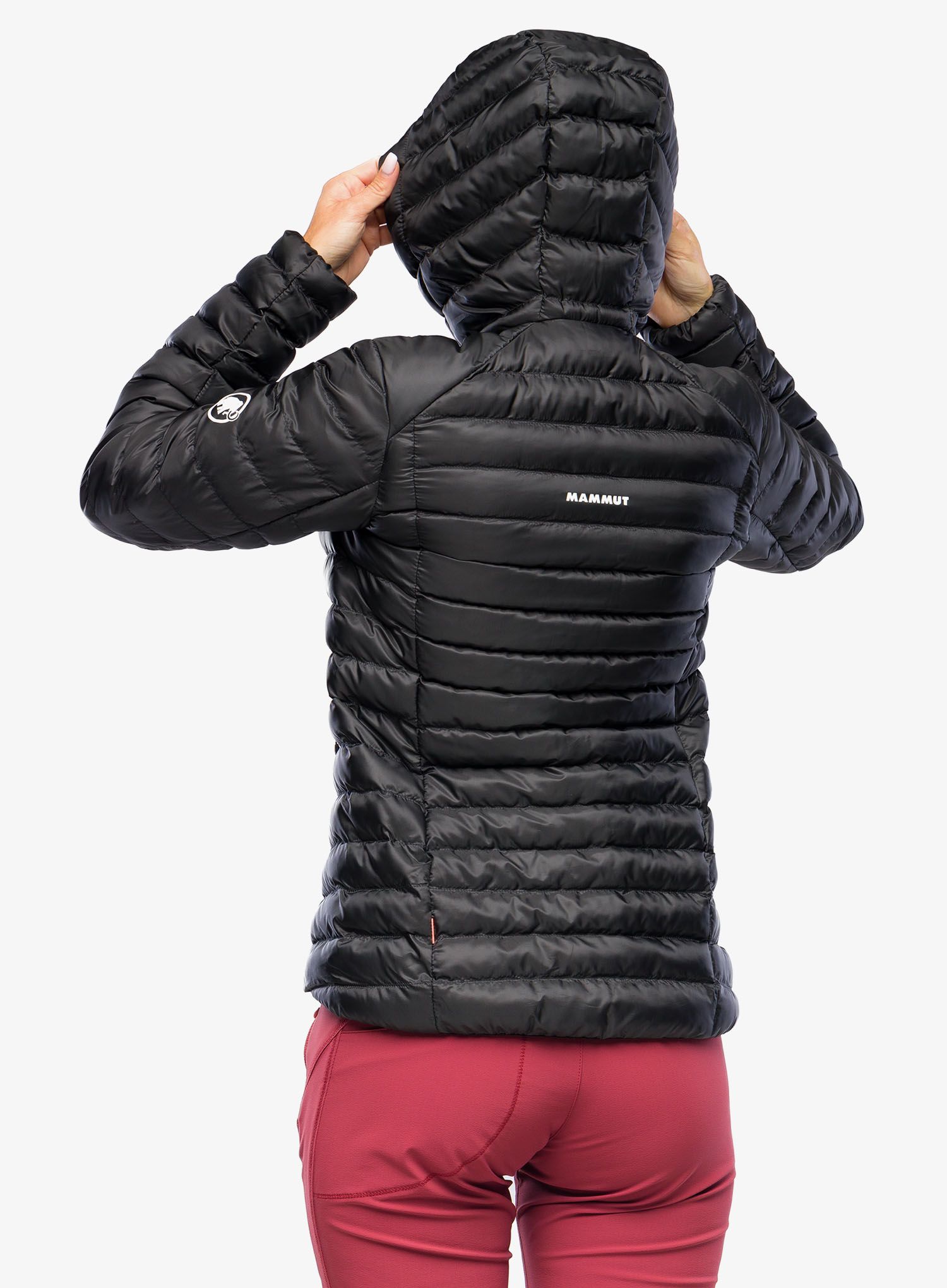 Куртка утеплена жіноча Mammut Albula IN Hooded Jacket - black