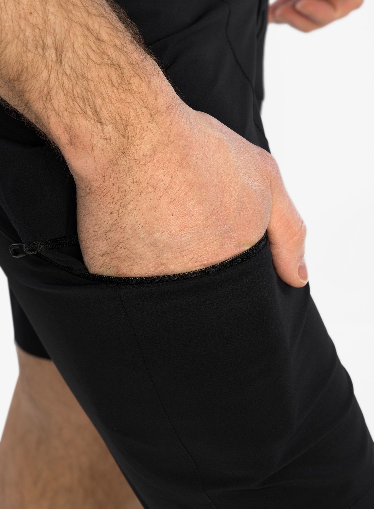 Шорти чоловічі Mammut Runbold Shorts - black