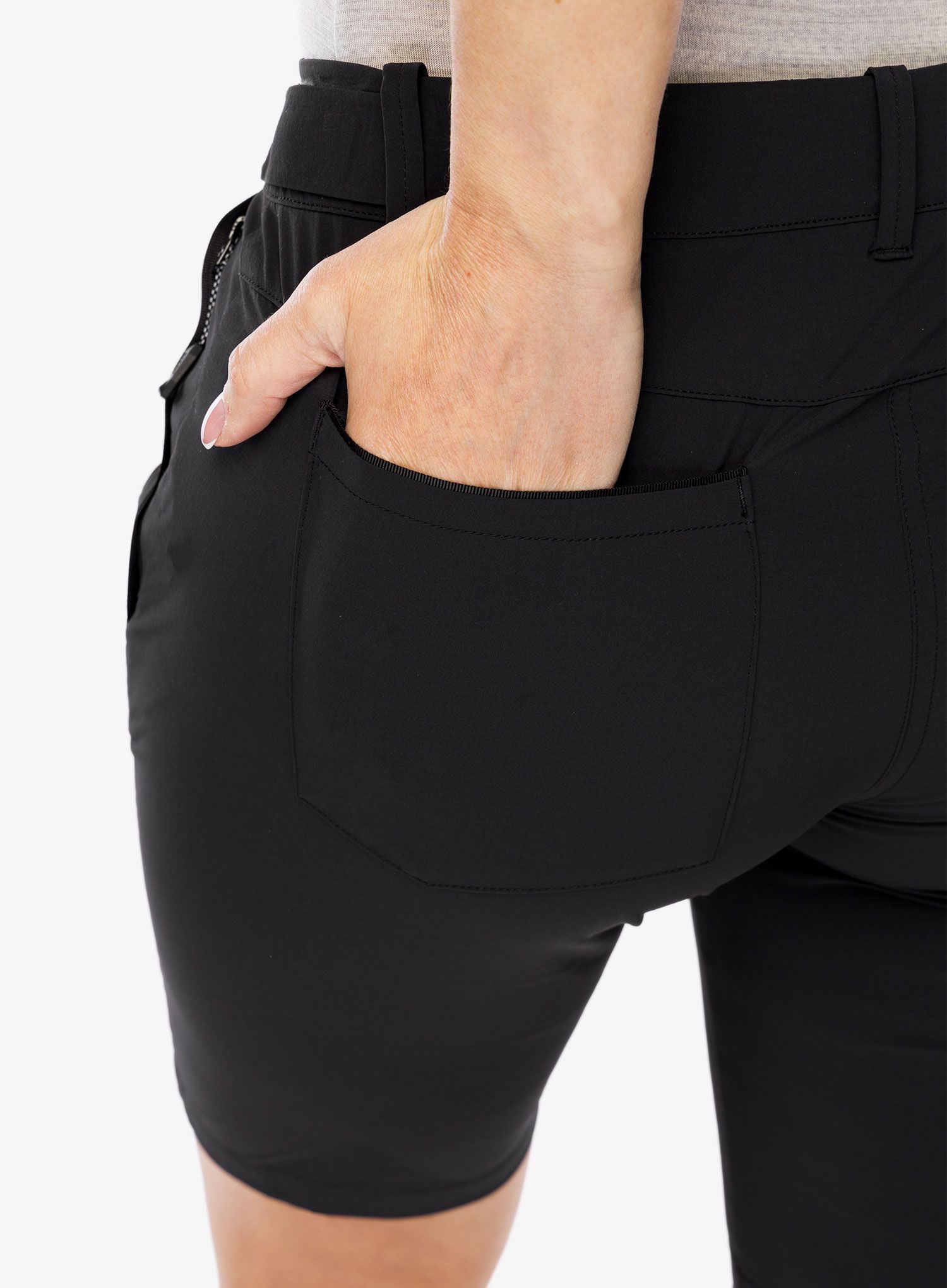Шорти жіночі Mammut Runbold Shorts - black