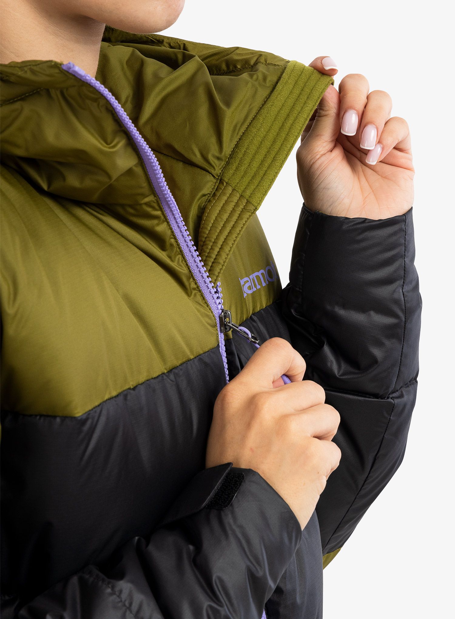 Пуховик жіноча Marmot Guides Down Hoody - black/military green