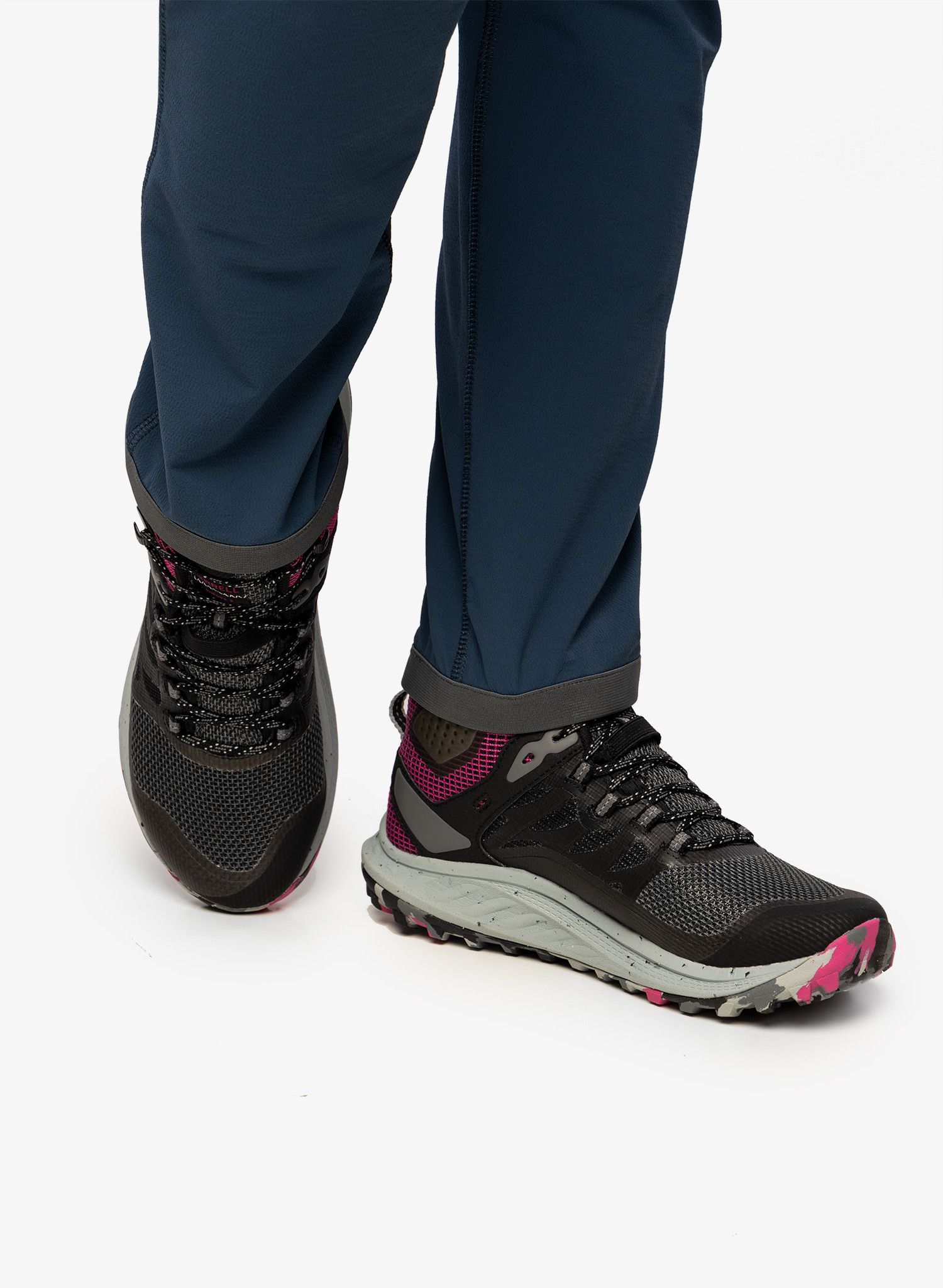 Черевики туристичні жіночі Merrell Antora 3 Mid WP - black/fuchsia