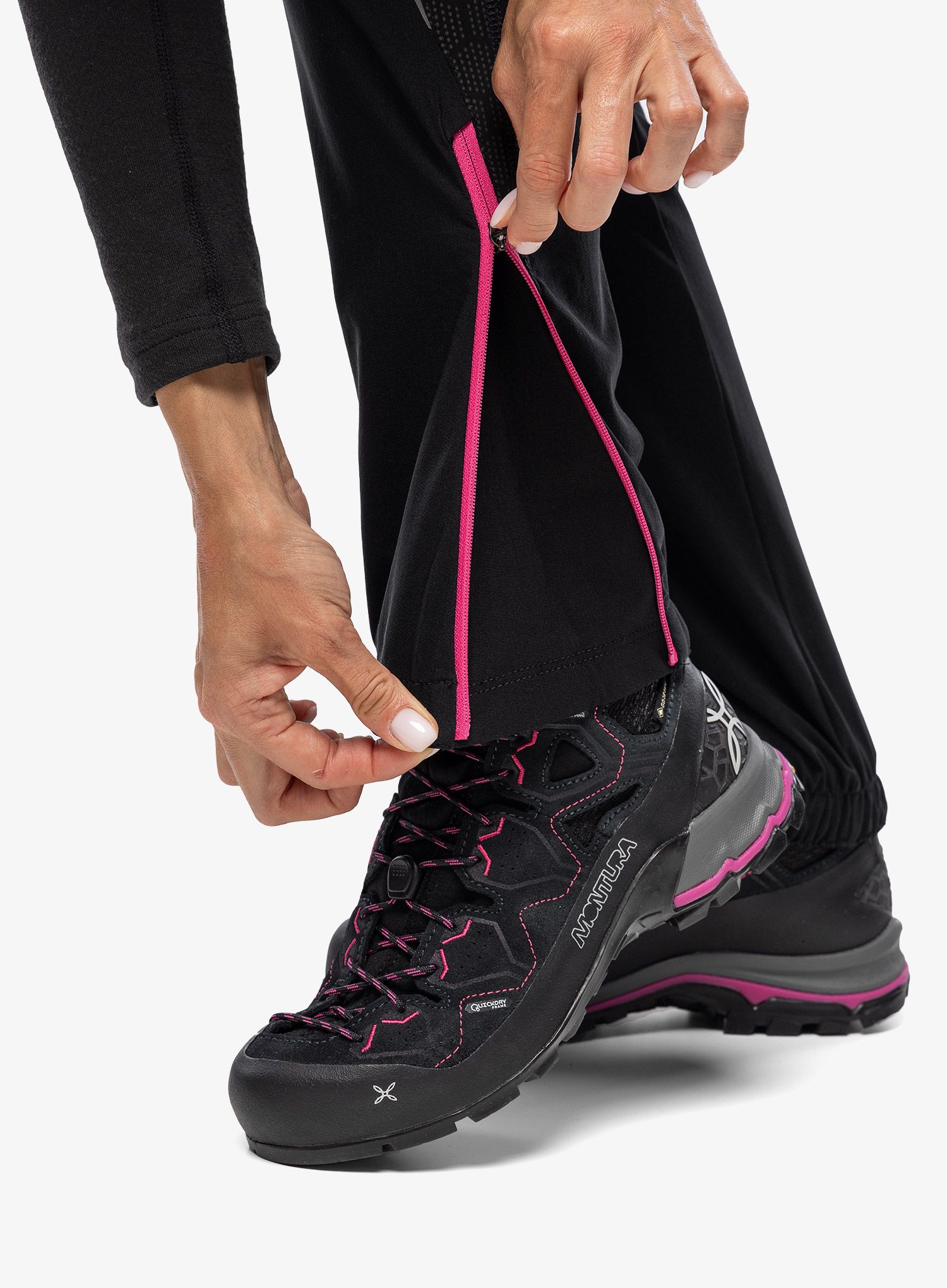 Штани скітурингові жіночі Montura Evoque 2 Pants - black/intense violet