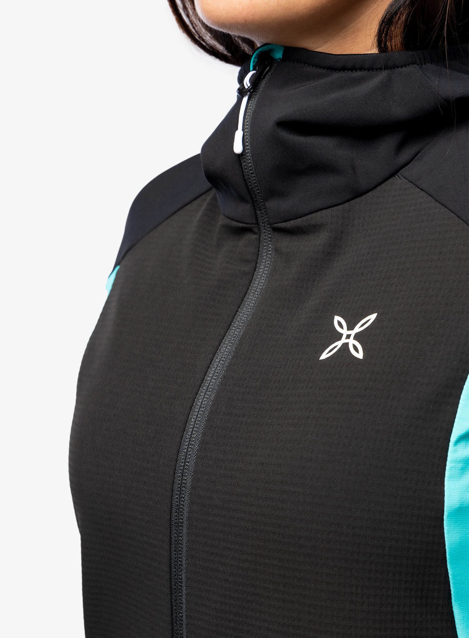 Куртка softshell жіноча Montura Premium Wind Hoody Jacket - black/light blue