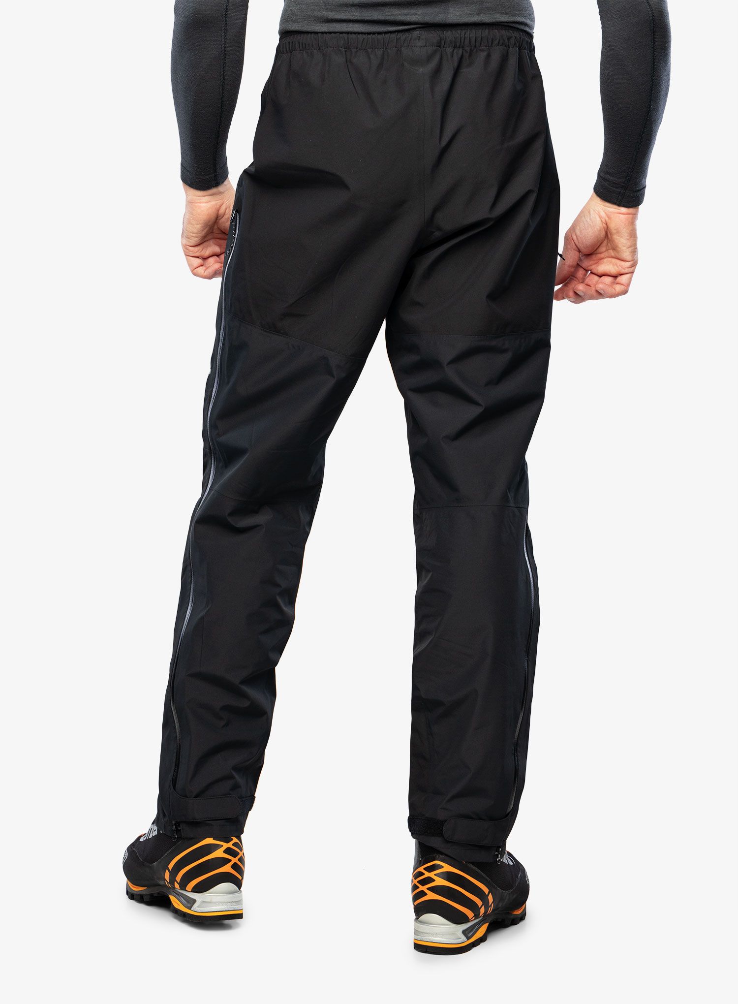 Штани GORE-TEX Mountain Equipment Saltoro Pant - black