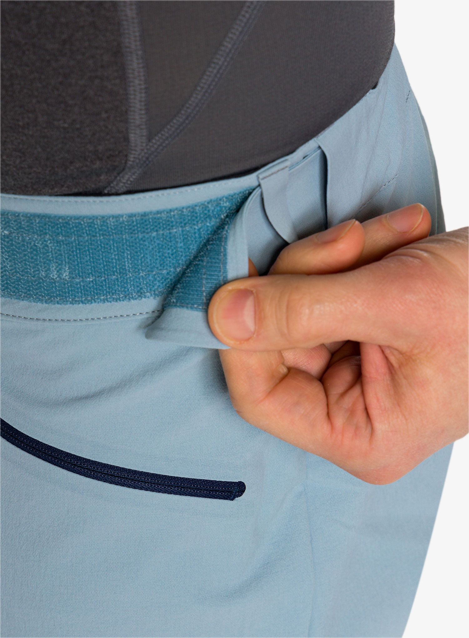 Шорти чоловічі Norrona Falketind Flex1 Shorts - blue fog