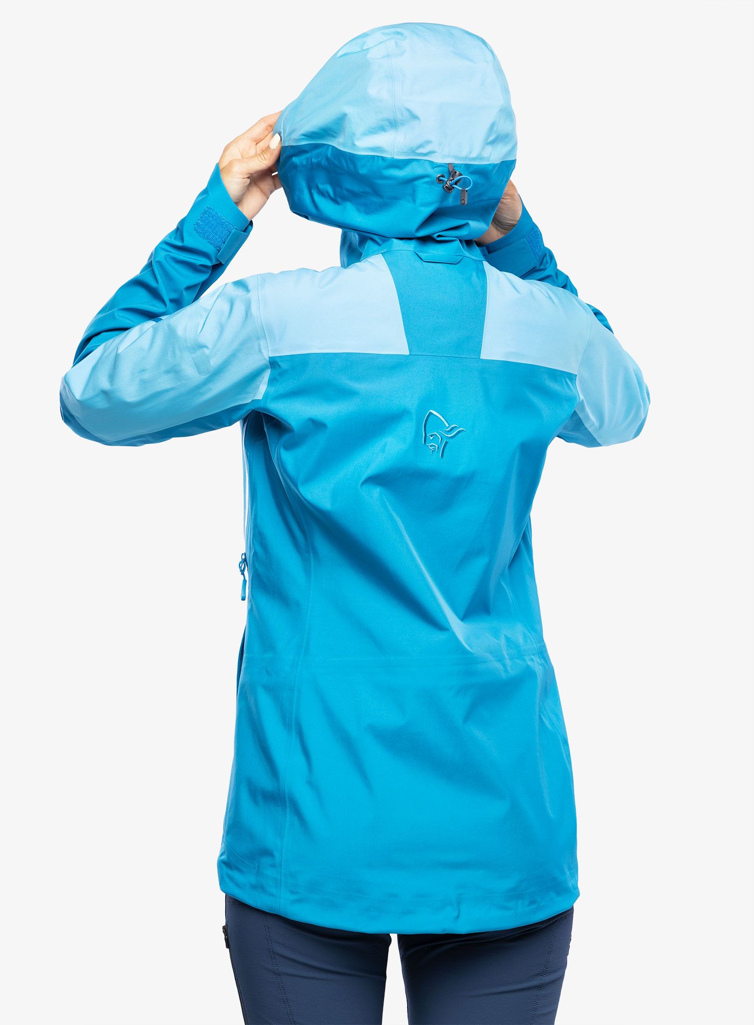 Куртка жіноча Norrona Lofoten Gore-Tex Jacket - aquarius/hawaiian surf