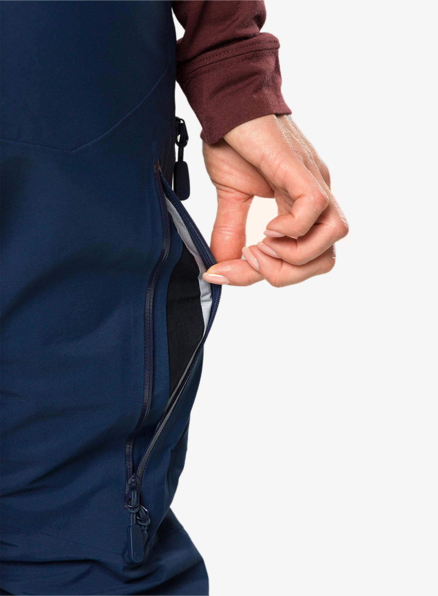 Штани GORE-TEX жіночі Norrona Lofoten Gore-Tex Pants - indigo night