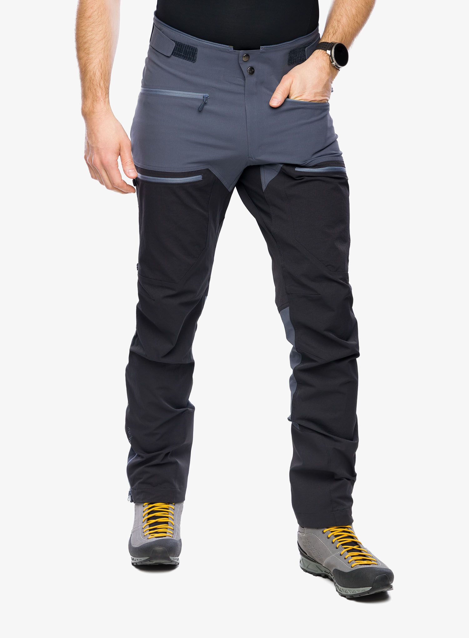 Штани softshell Norrona Trollveggen Flex1 Pants - cool black/caviar