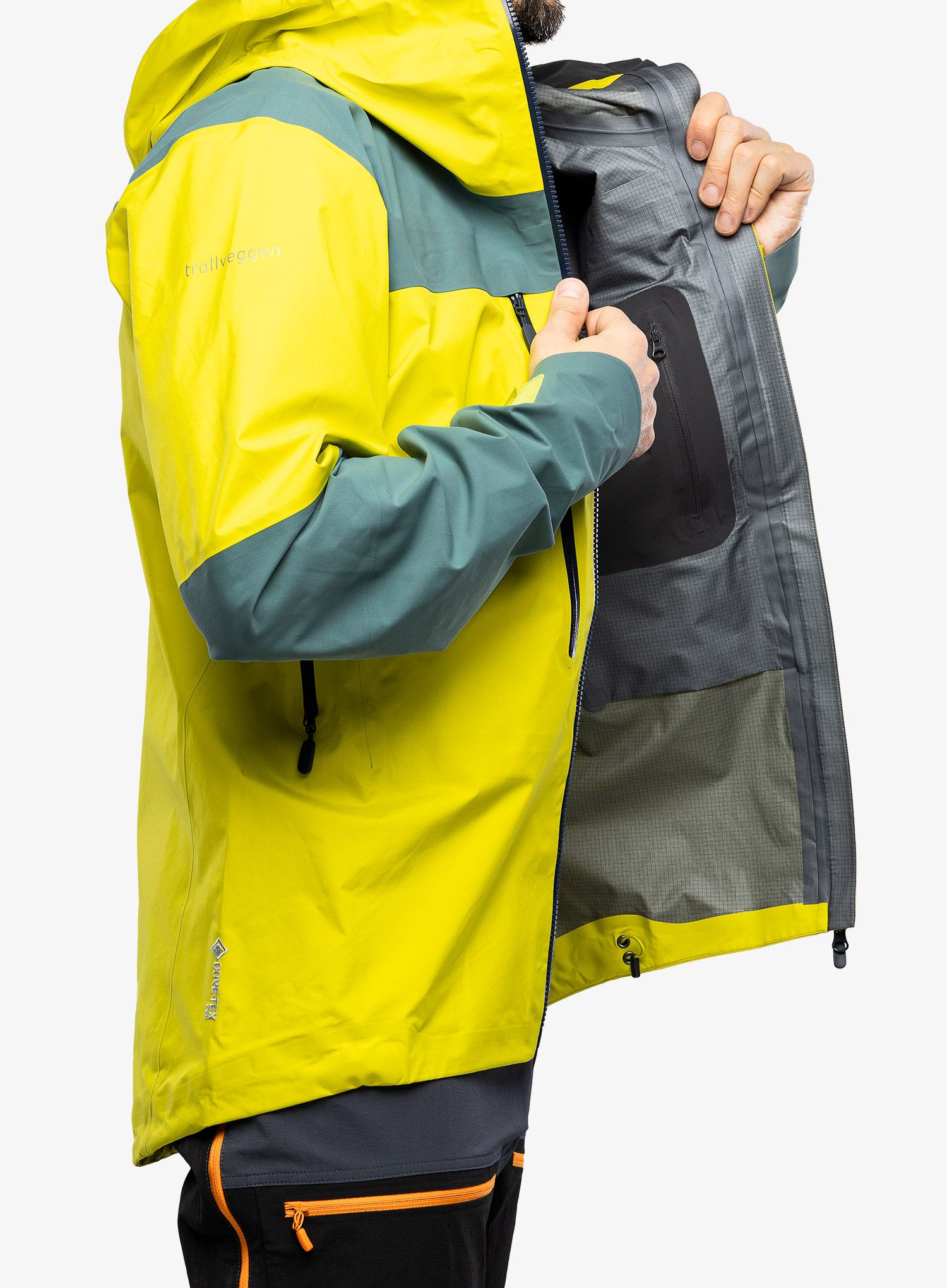 Куртка дощовик Norrona Trollveggen Gore-Tex Pro Light Jacket - sulphur spring/north atlantic