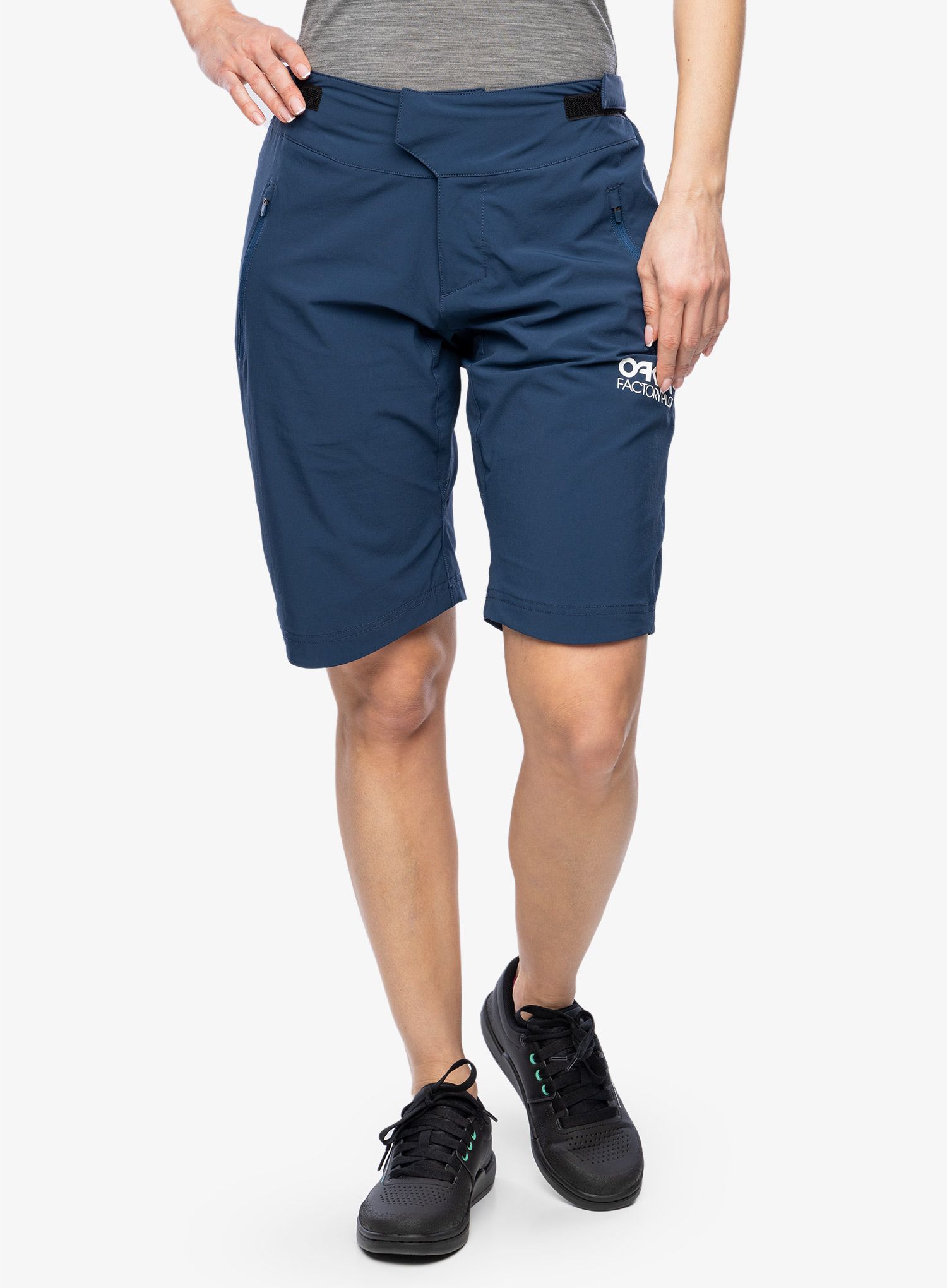 Жіноча велошорти Oakley Factory Pilot Lite Short - navy