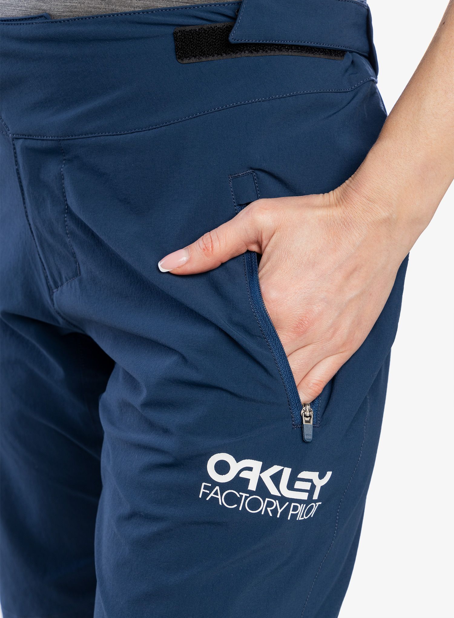 Жіноча велошорти Oakley Factory Pilot Lite Short - navy