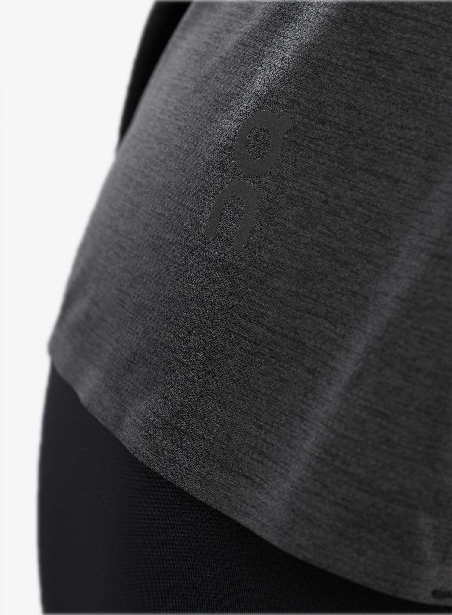 Футболка для бігу жіноча On Performance-T - mango/black