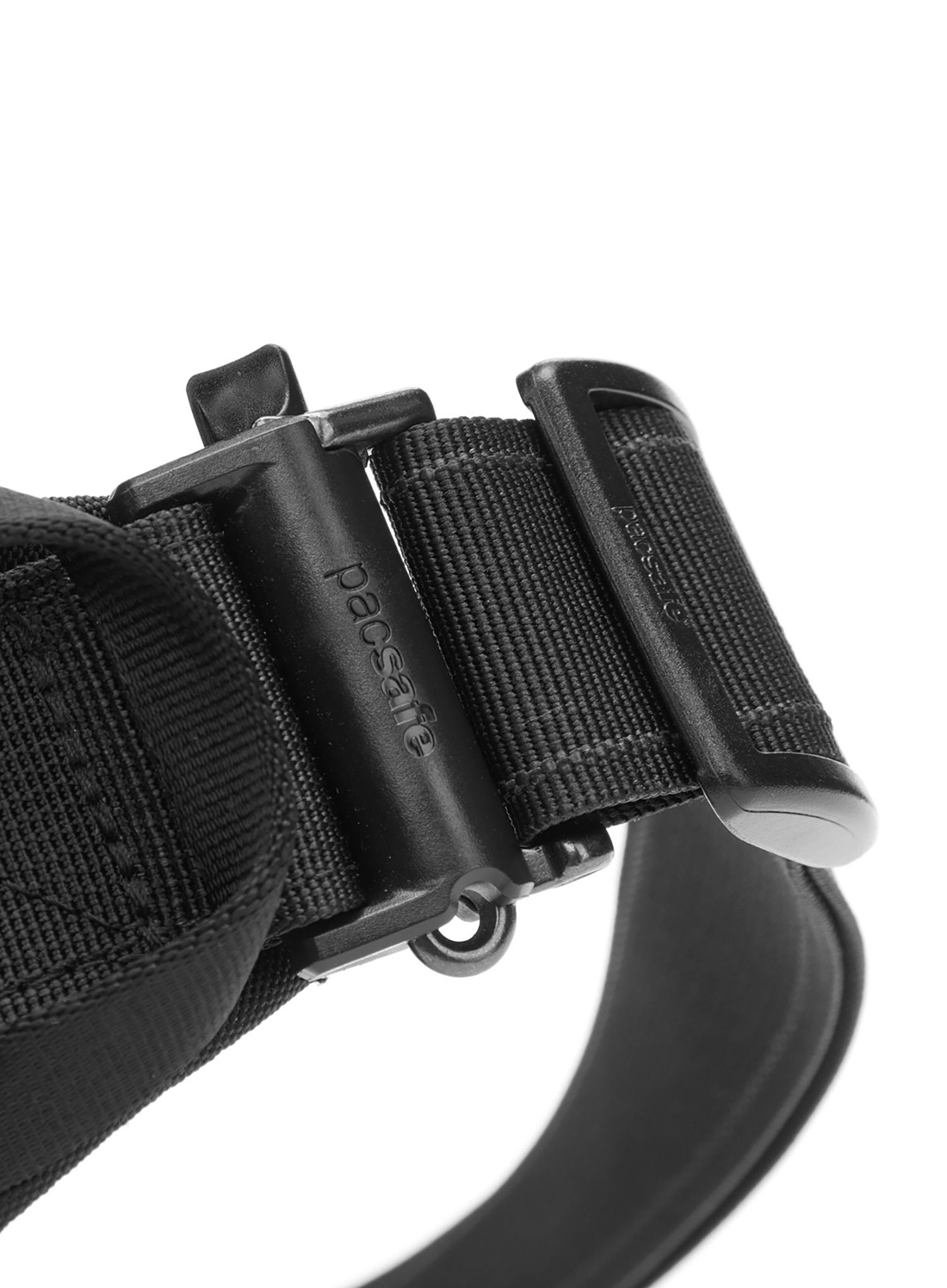 Сумочка поясна Pacsafe Metrosafe X - black