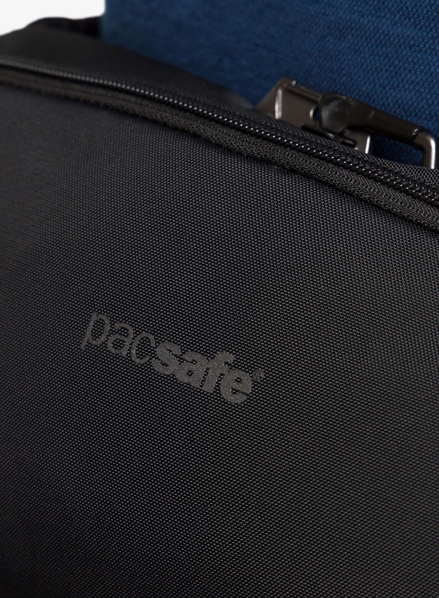 Сумочка поясна Pacsafe Metrosafe X - black