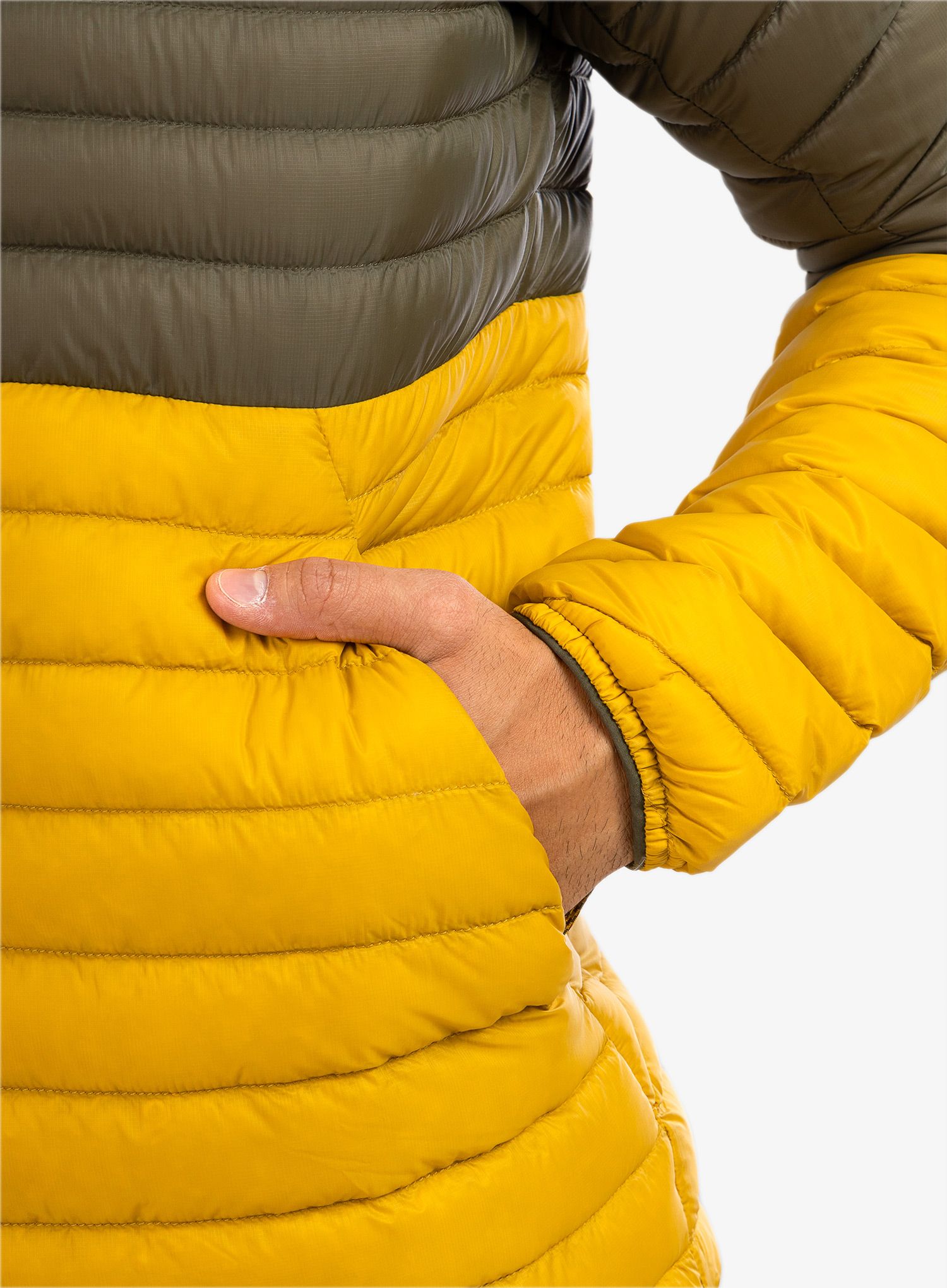 Пуховик Patagonia AlpLight Down Jacket - cabin gold