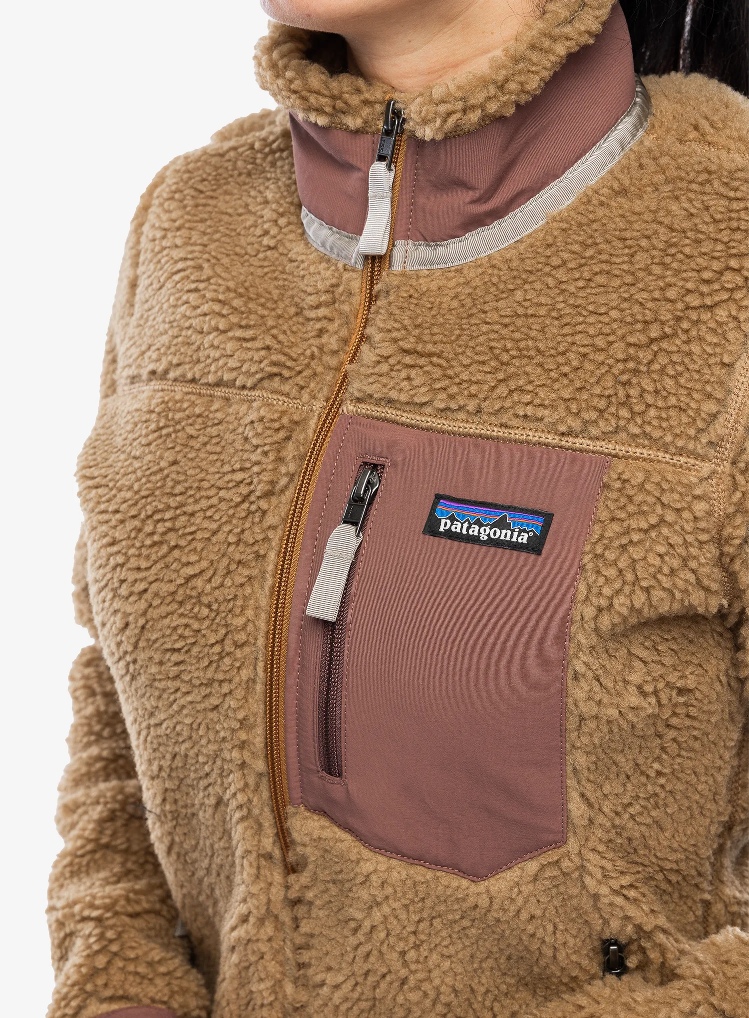 Фліска жіноча Patagonia Classic Retro-X Jacket - nest brown/dulse mauve